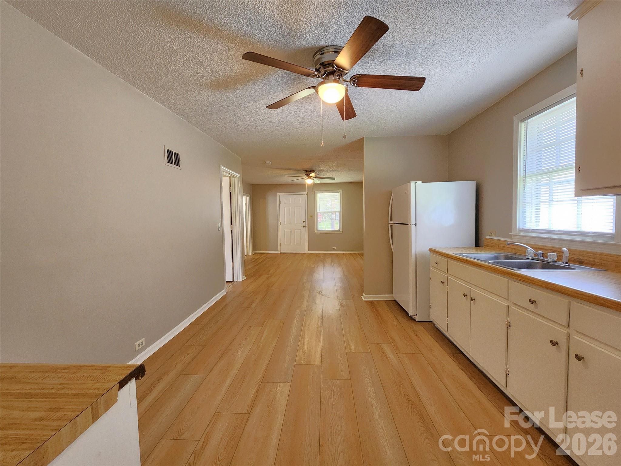 408 Cannon Street Property Photo 6