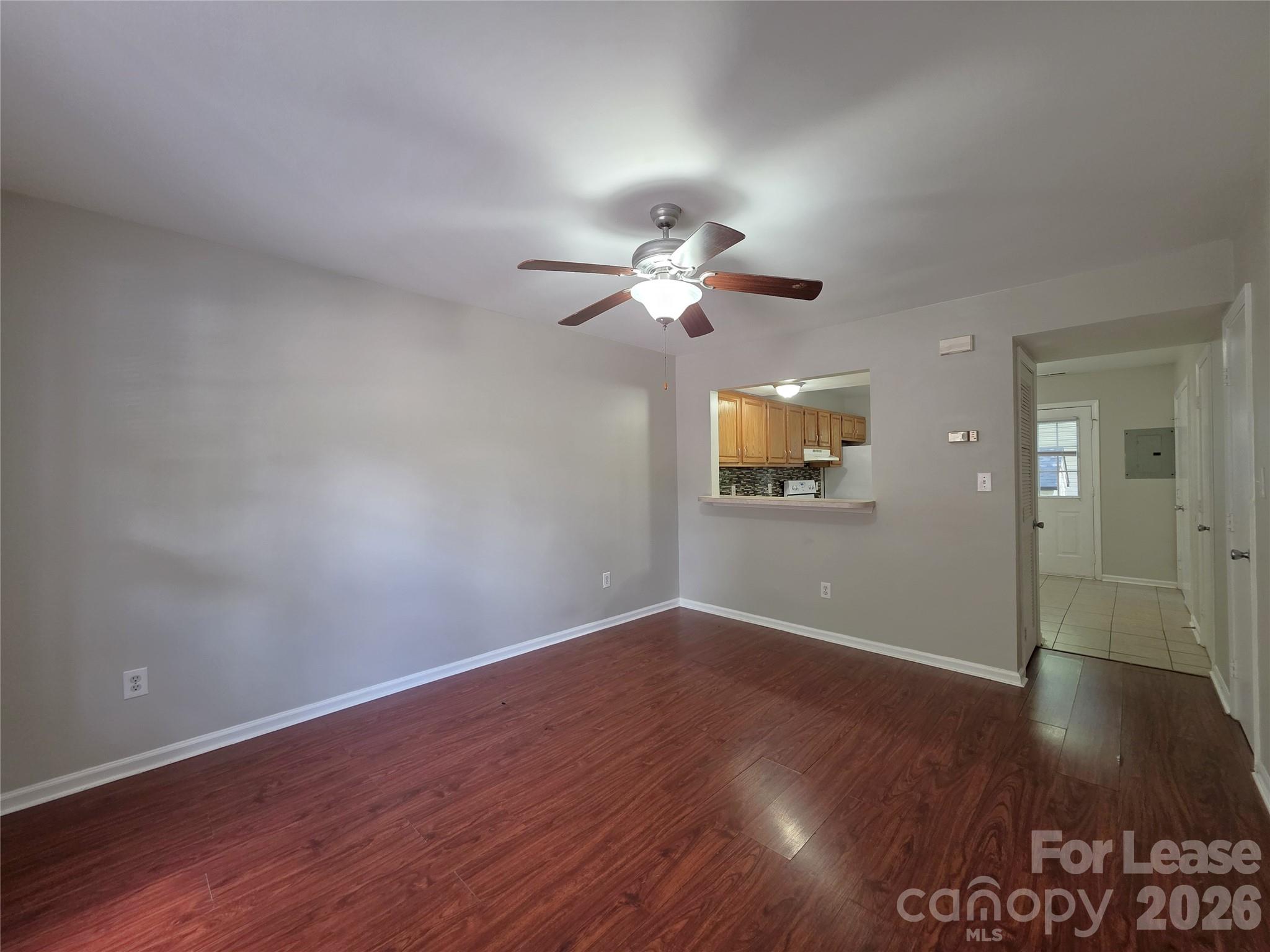268 Southcircle Drive H Property Photo 3
