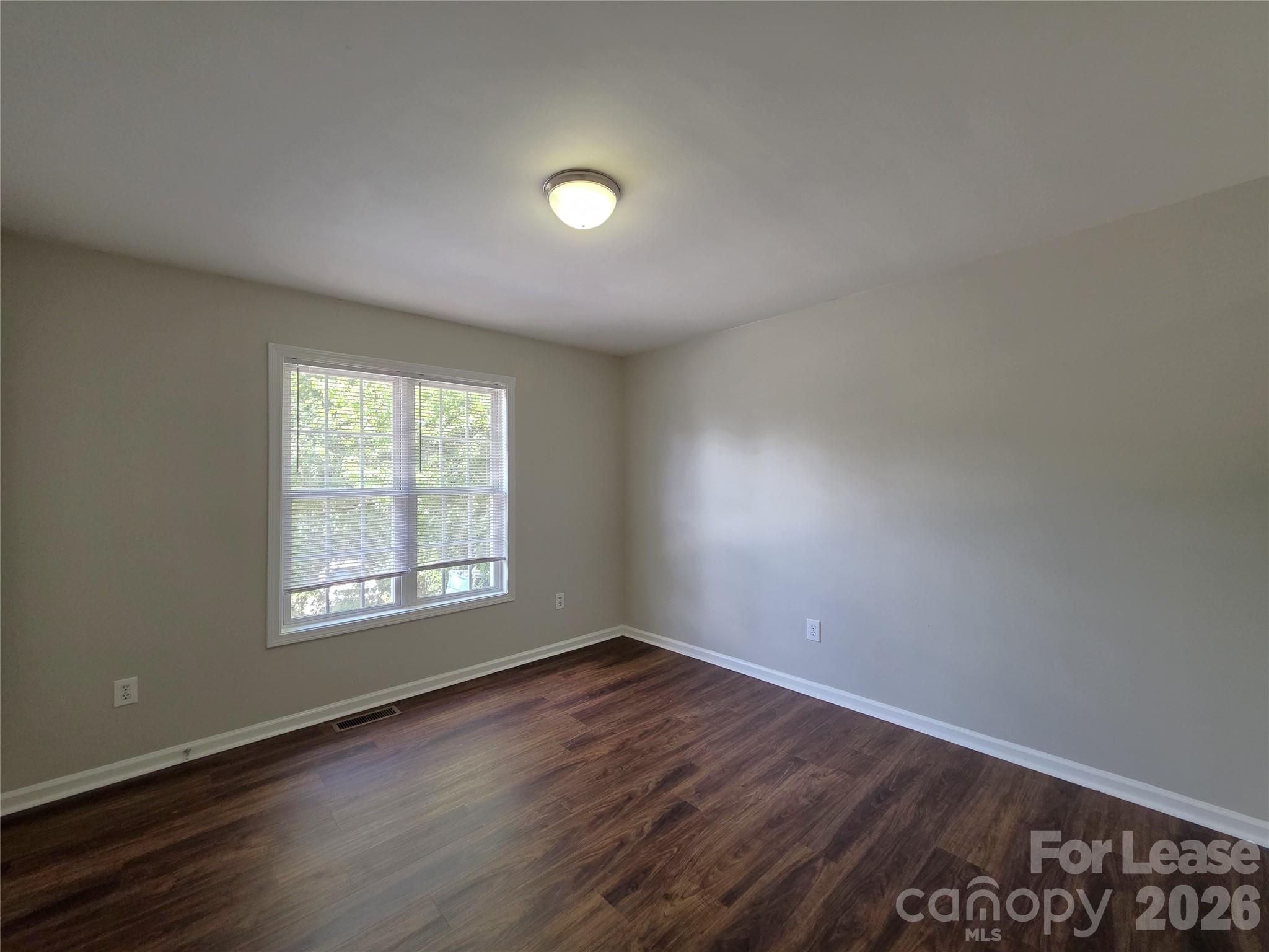 268 Southcircle Drive H Property Photo 11