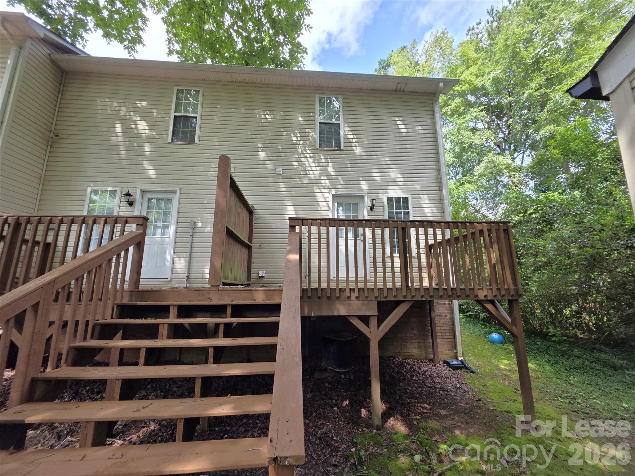 268 Southcircle Drive H Property Photo 14