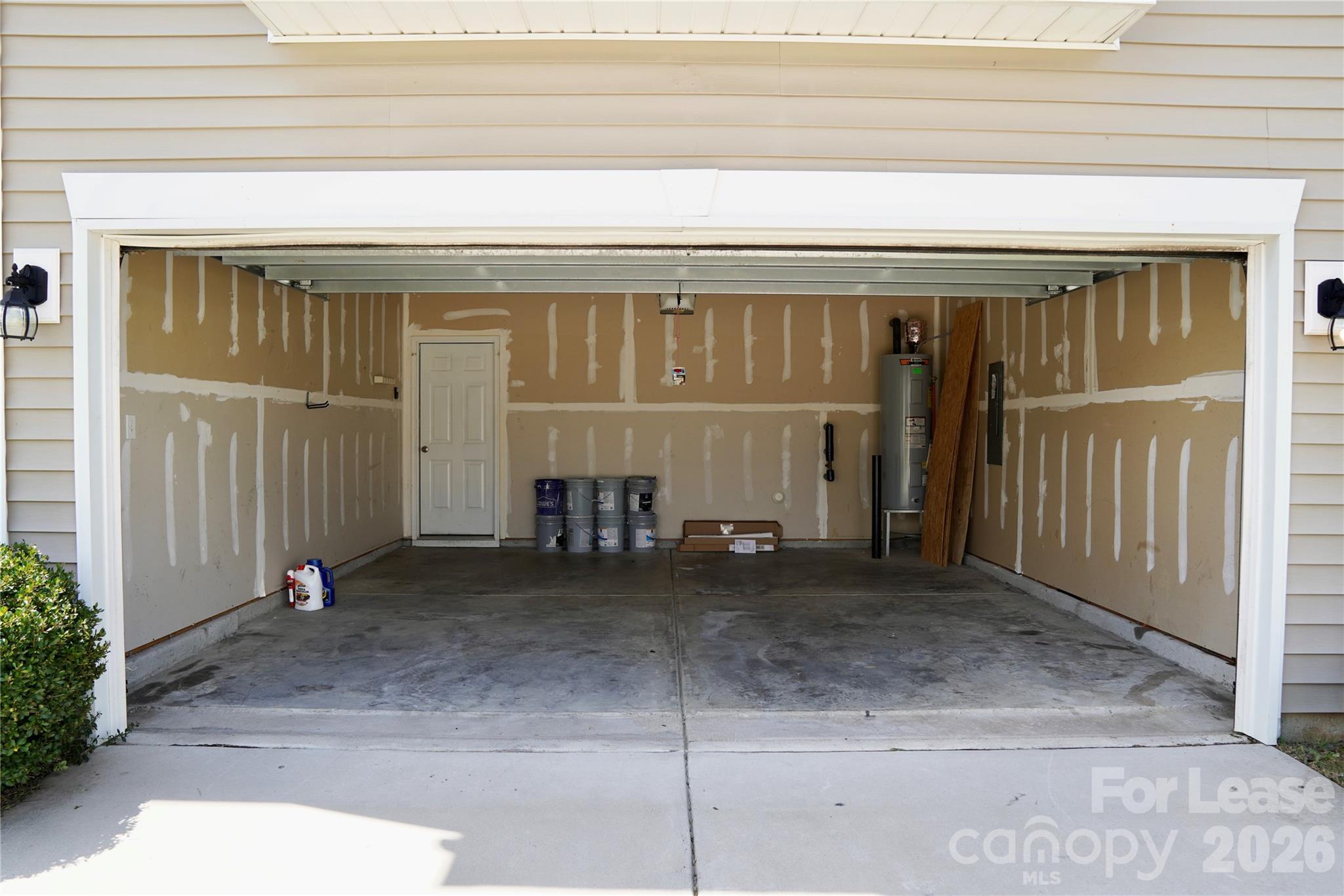 3276 Hawksbill Street Property Photo 5