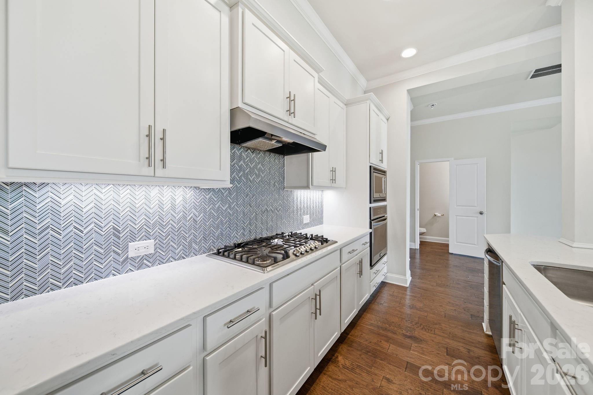 10112 Claire Vista Drive Property Photo 8