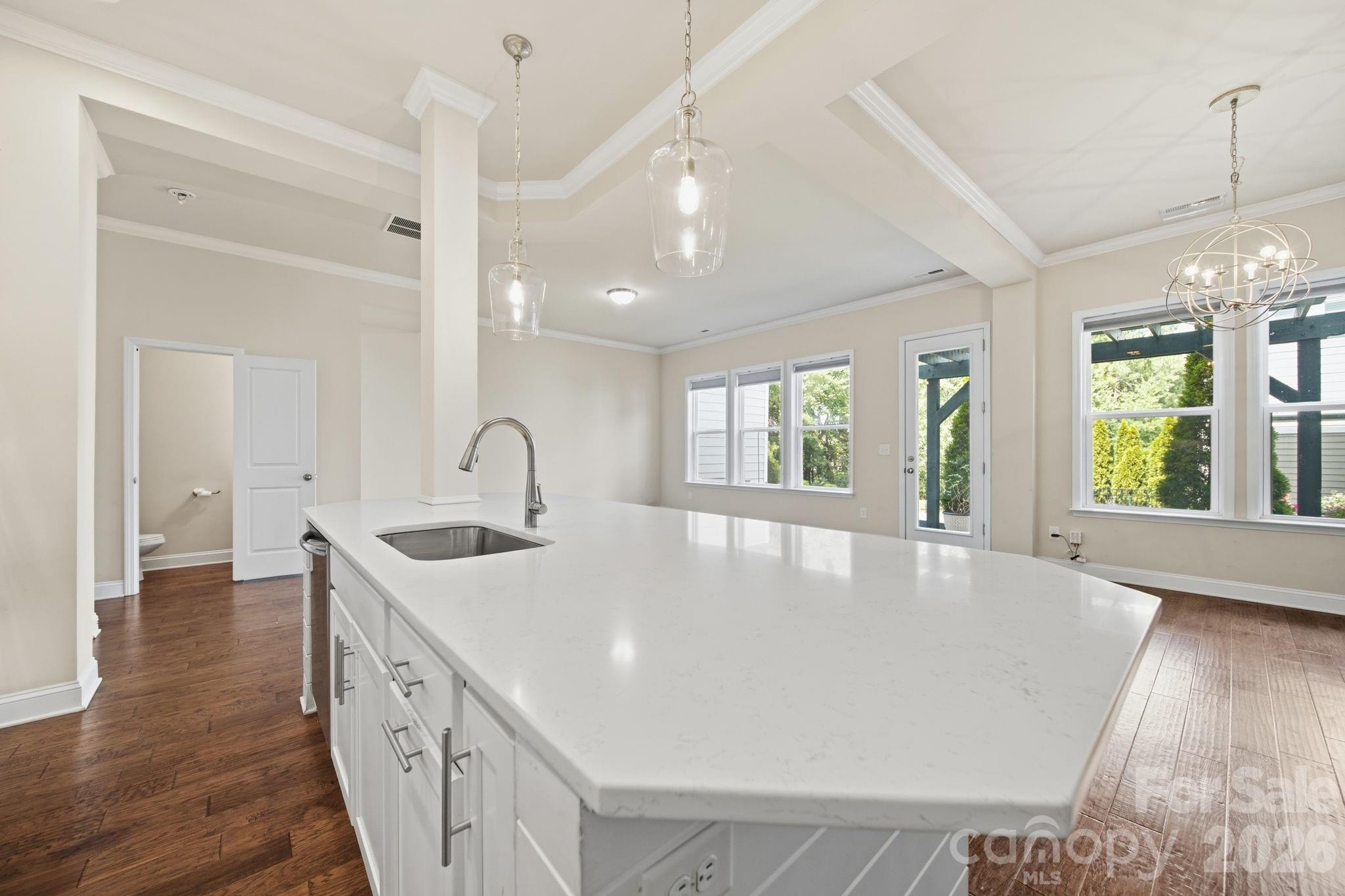 10112 Claire Vista Drive Property Photo 9