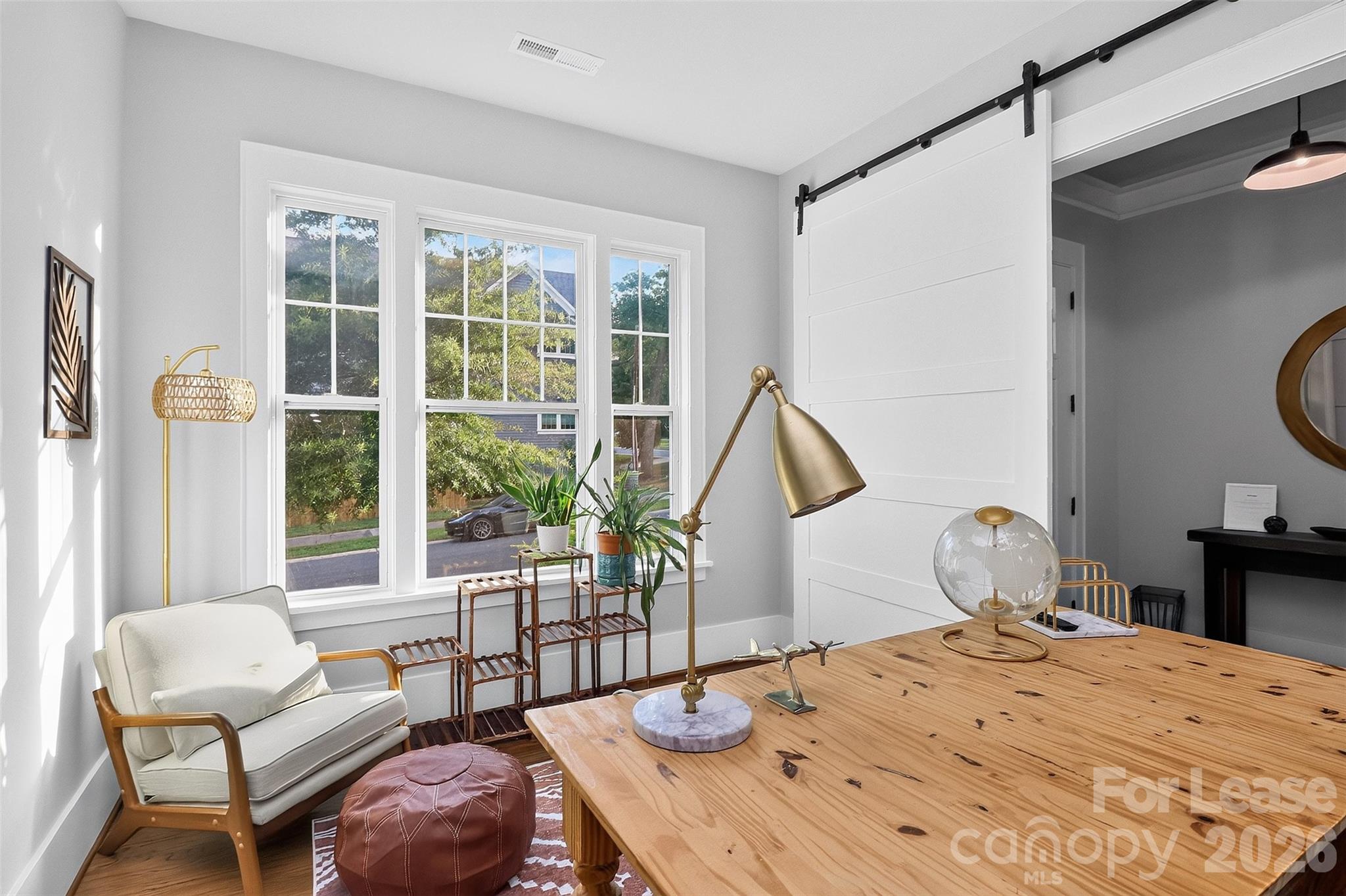 5222 Kelly Street Property Photo 7