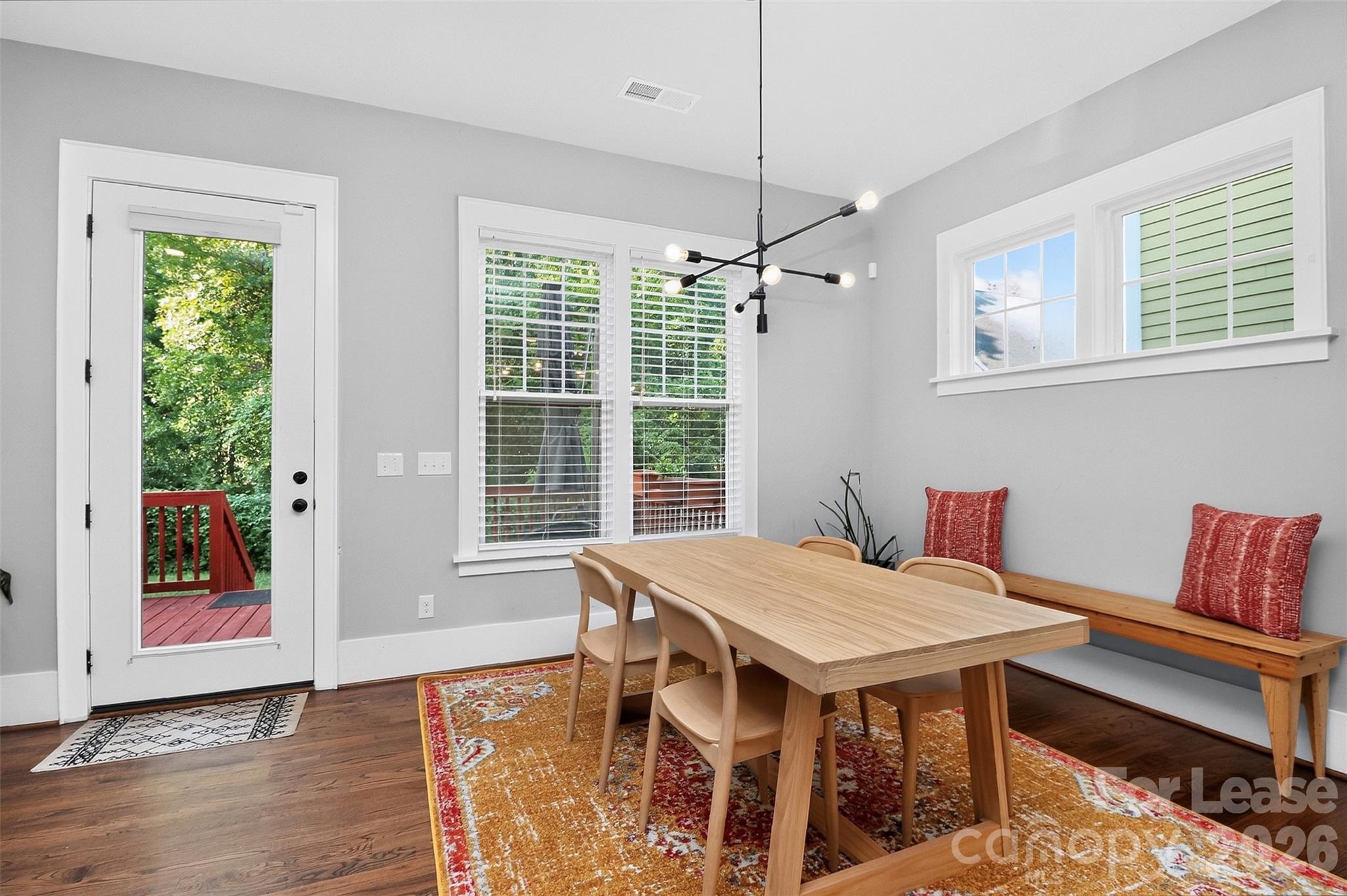 5222 Kelly Street Property Photo 14