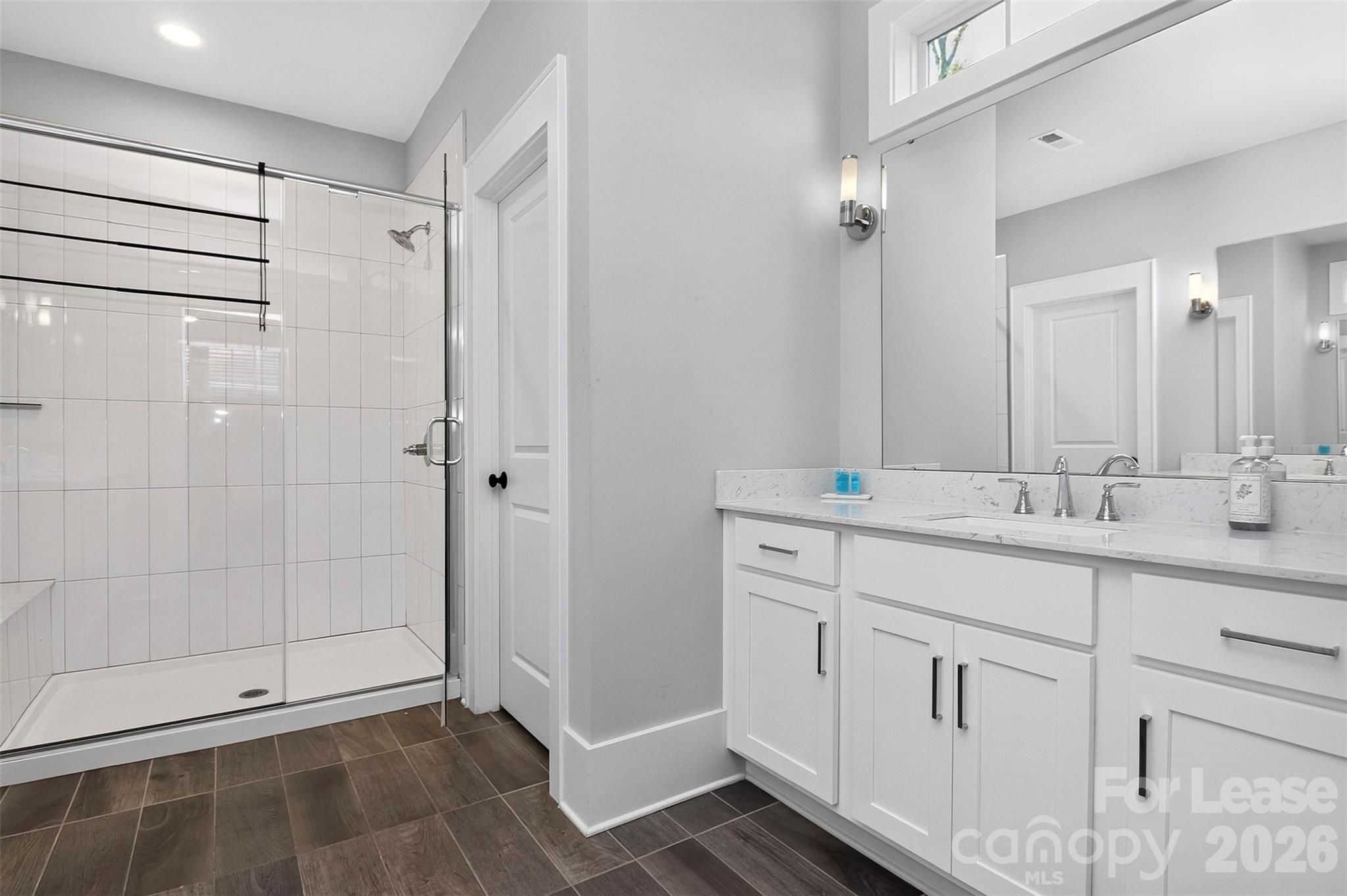 5222 Kelly Street Property Photo 34
