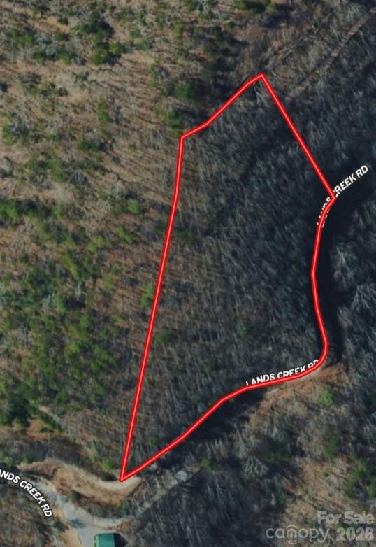 000 Lands Creek Road Property Photo 2