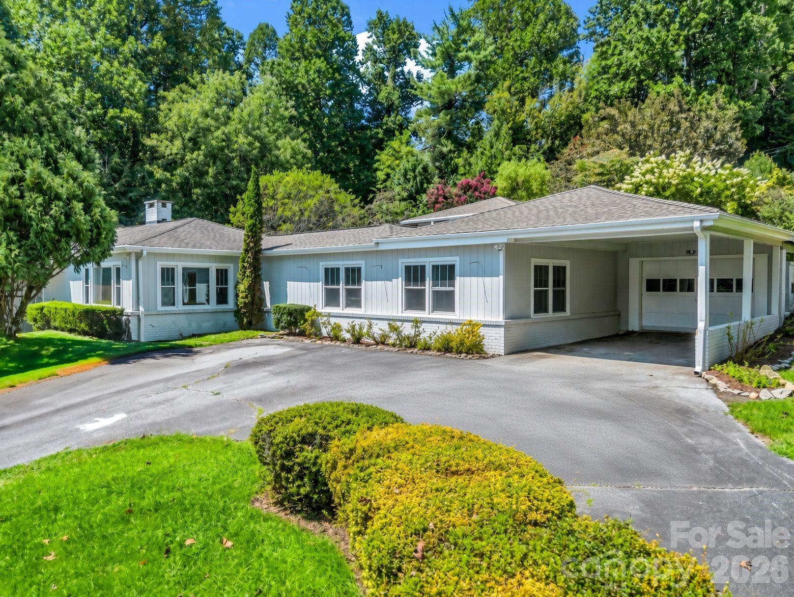 370 Orchard Circle Property Photo 4
