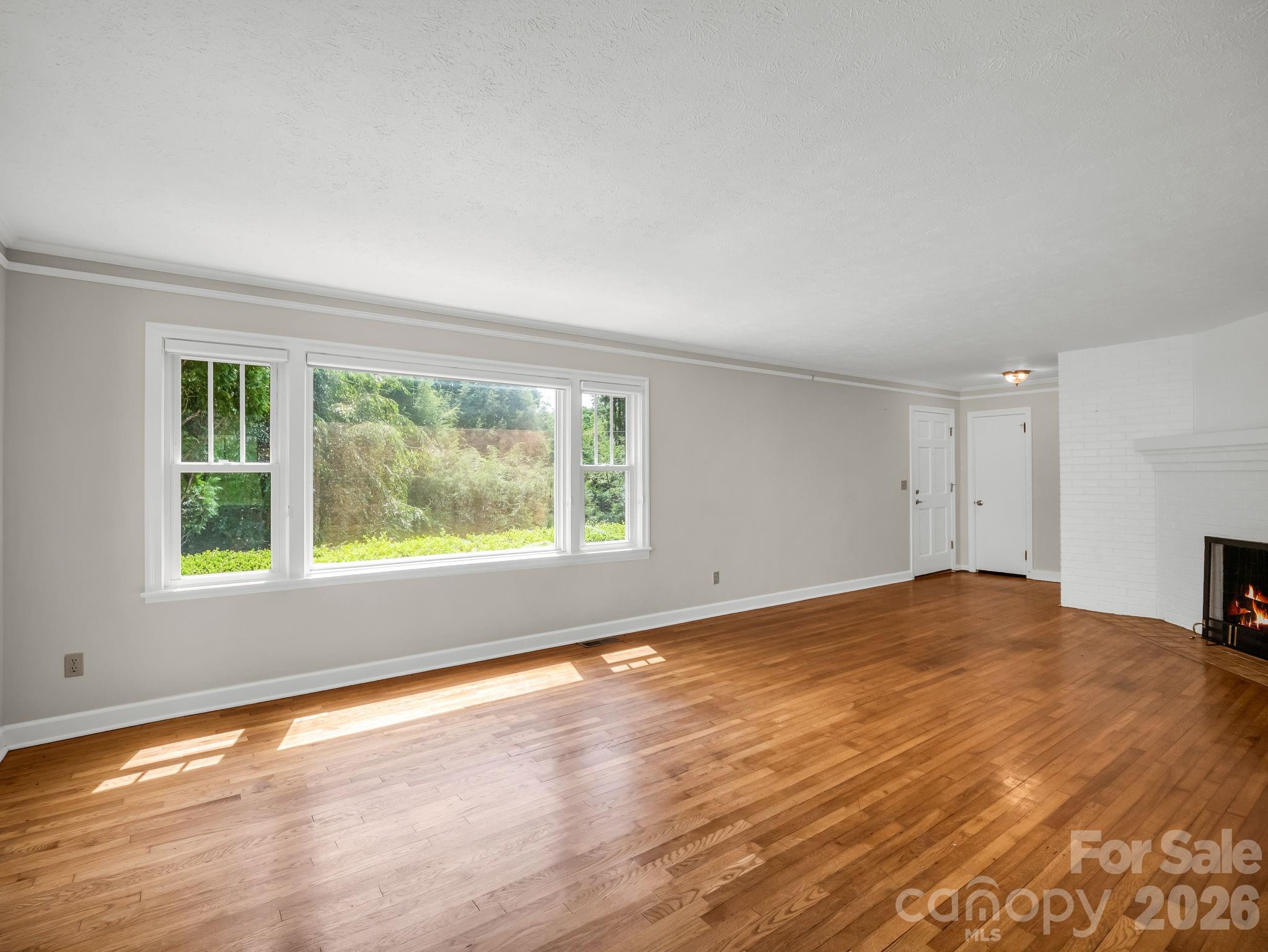 370 Orchard Circle Property Photo 7