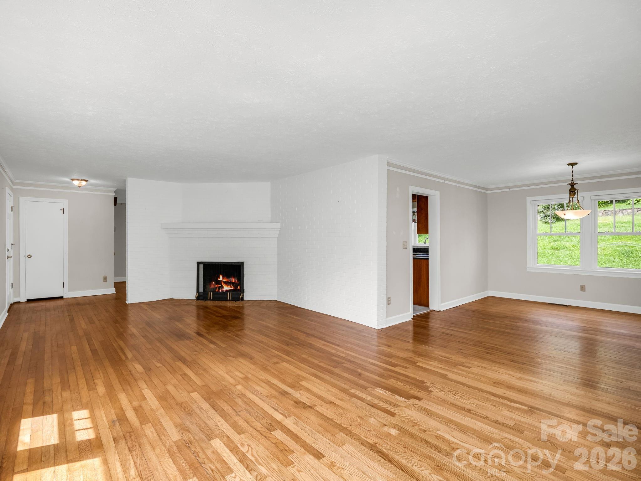 370 Orchard Circle Property Photo 8