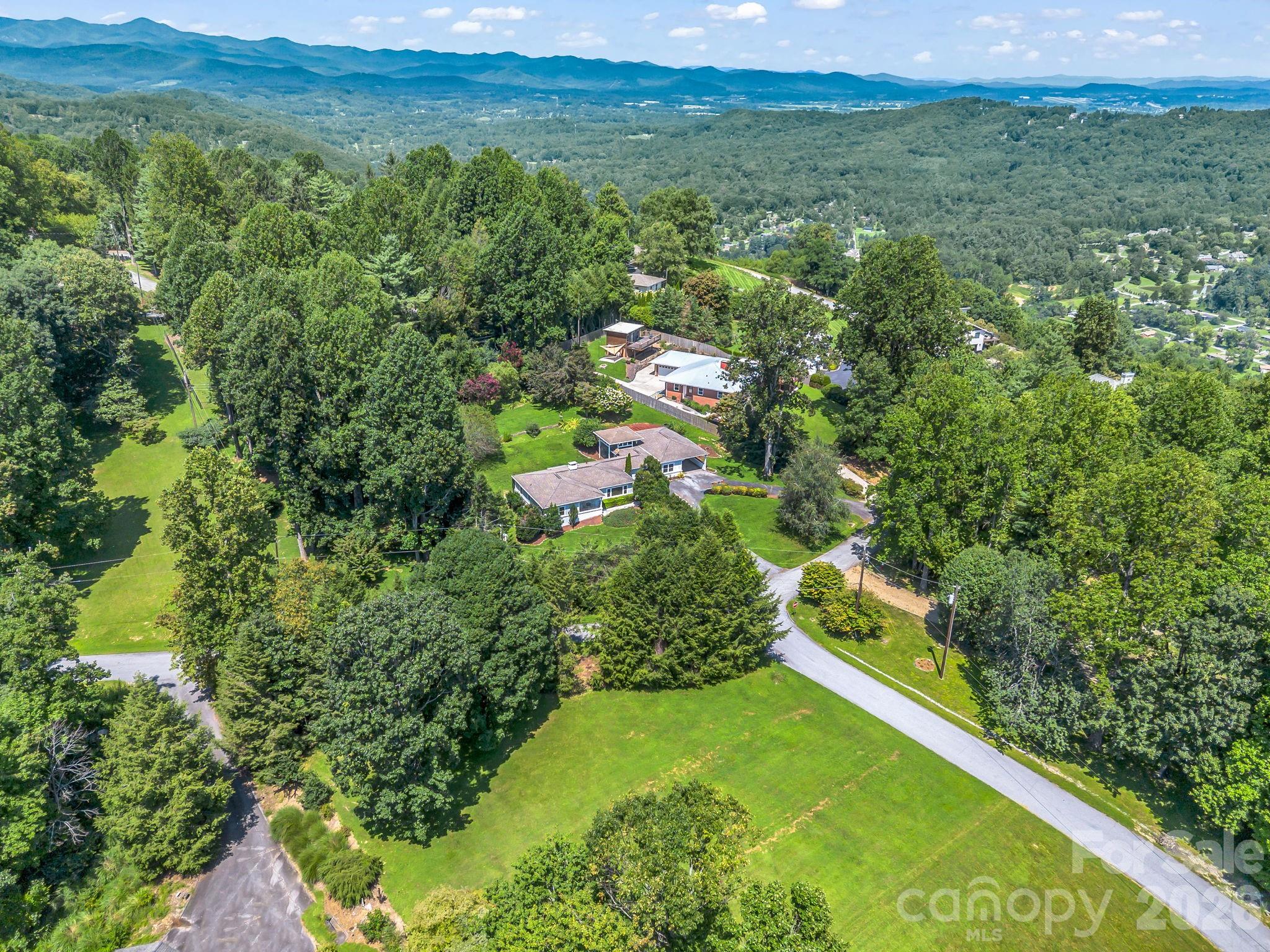 370 Orchard Circle Property Photo 42