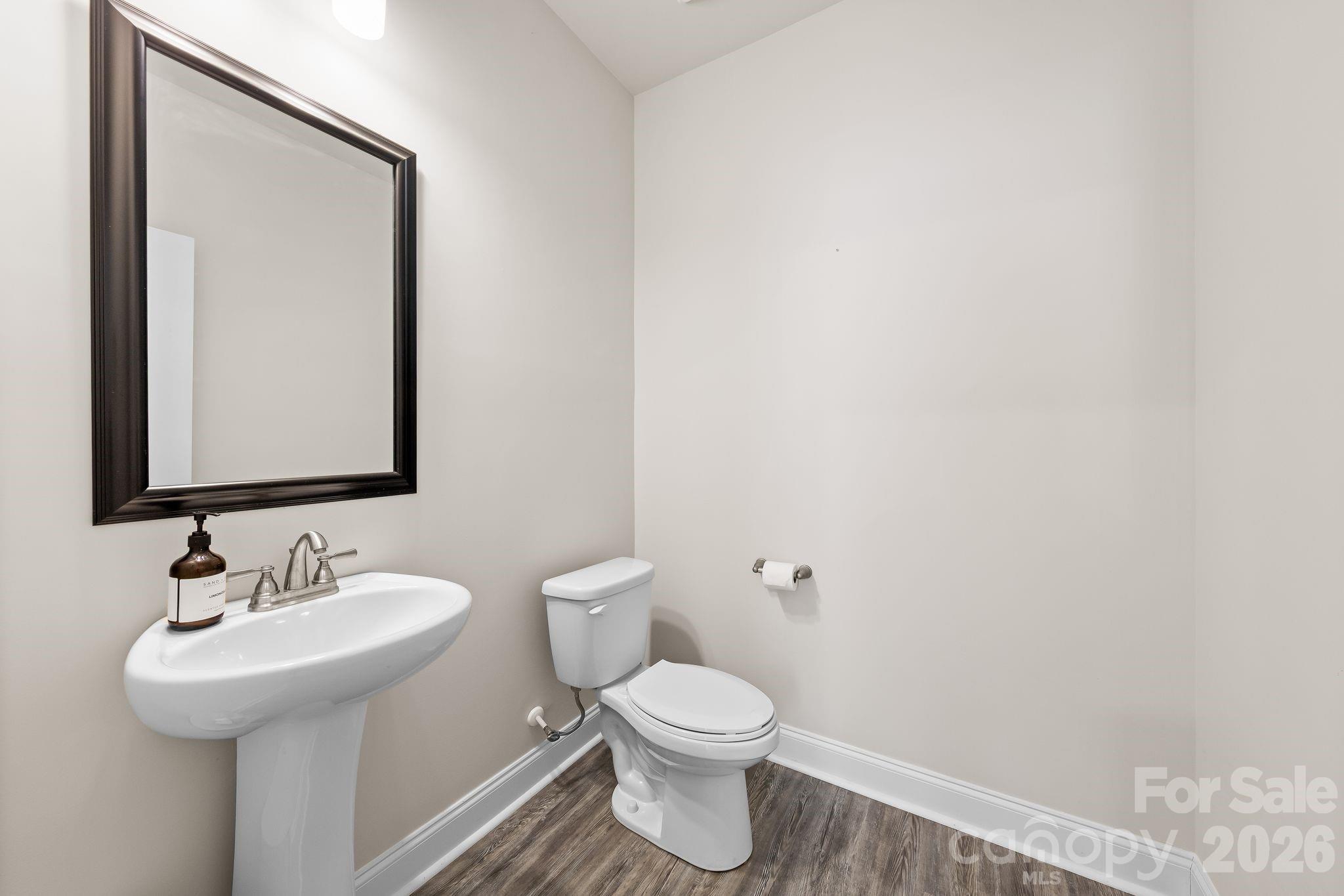 411 Hickory View Drive Property Photo 15
