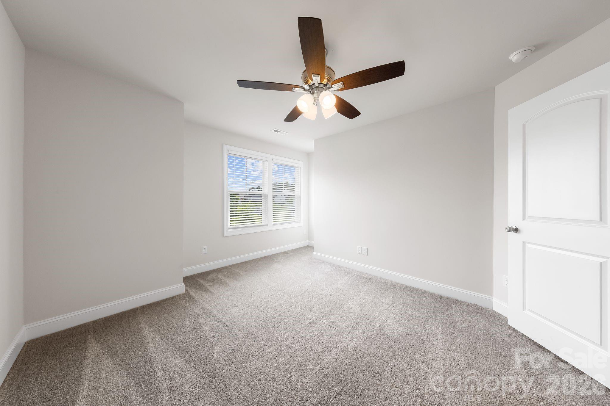 411 Hickory View Drive Property Photo 24