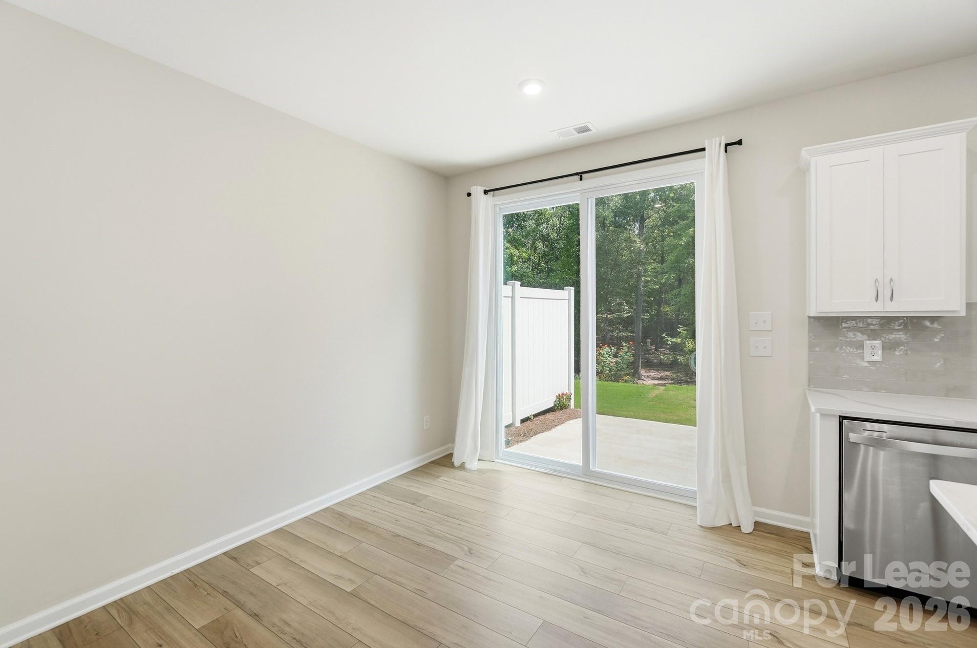14862 Tamarack Drive Property Photo 21