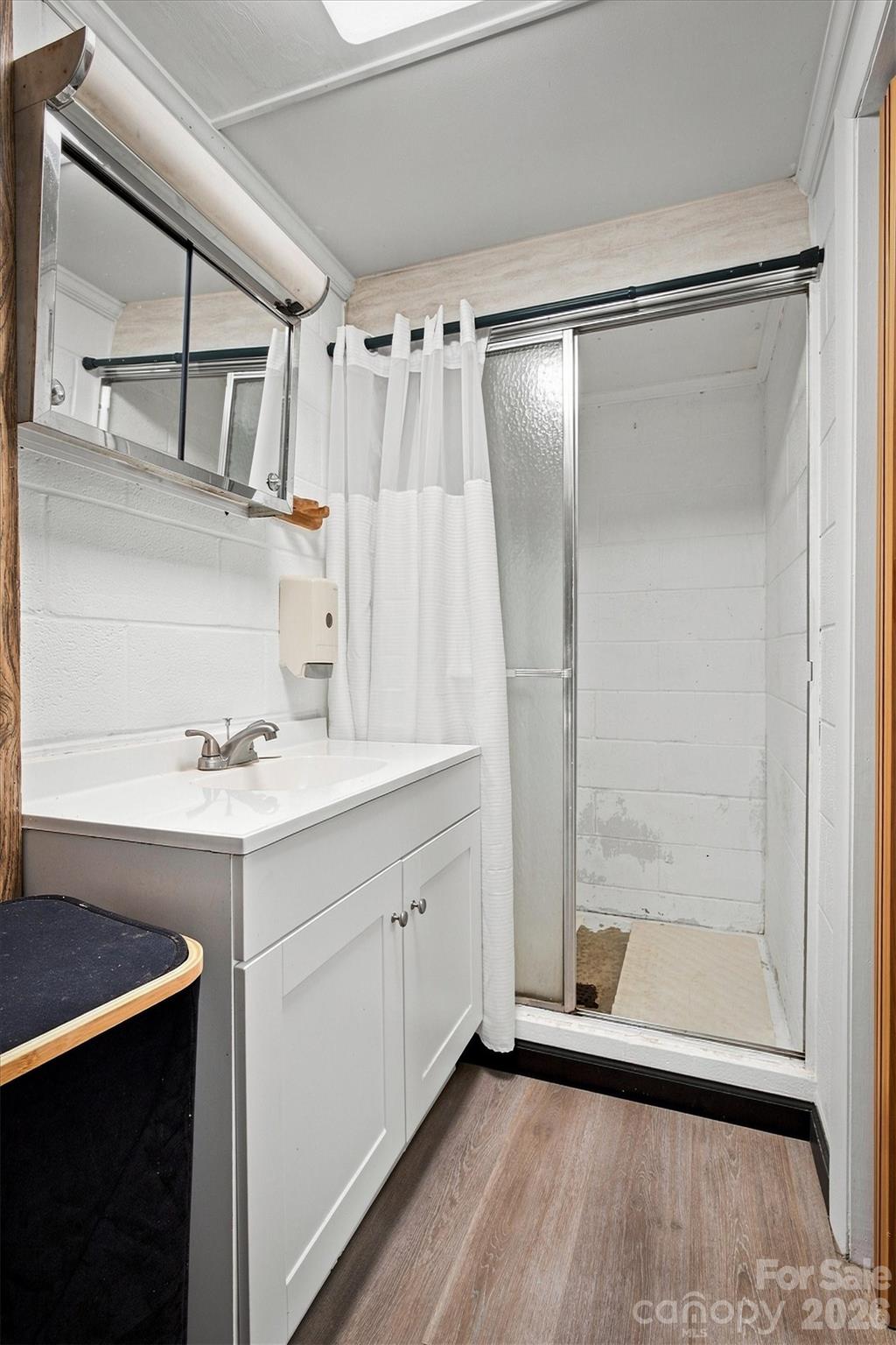 4928 Northcrest Street Property Photo 15