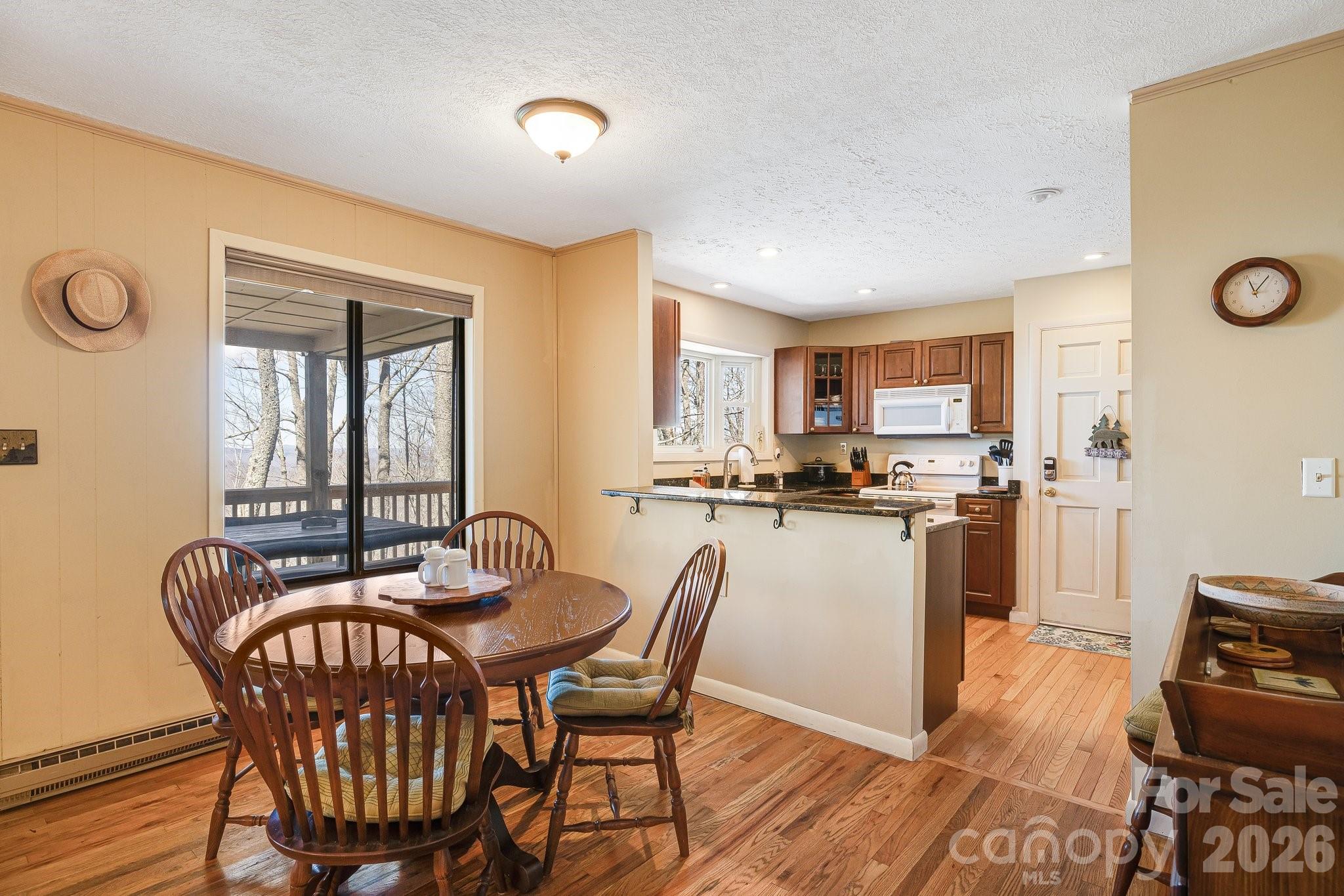 170 Lucas Lane Property Photo 8