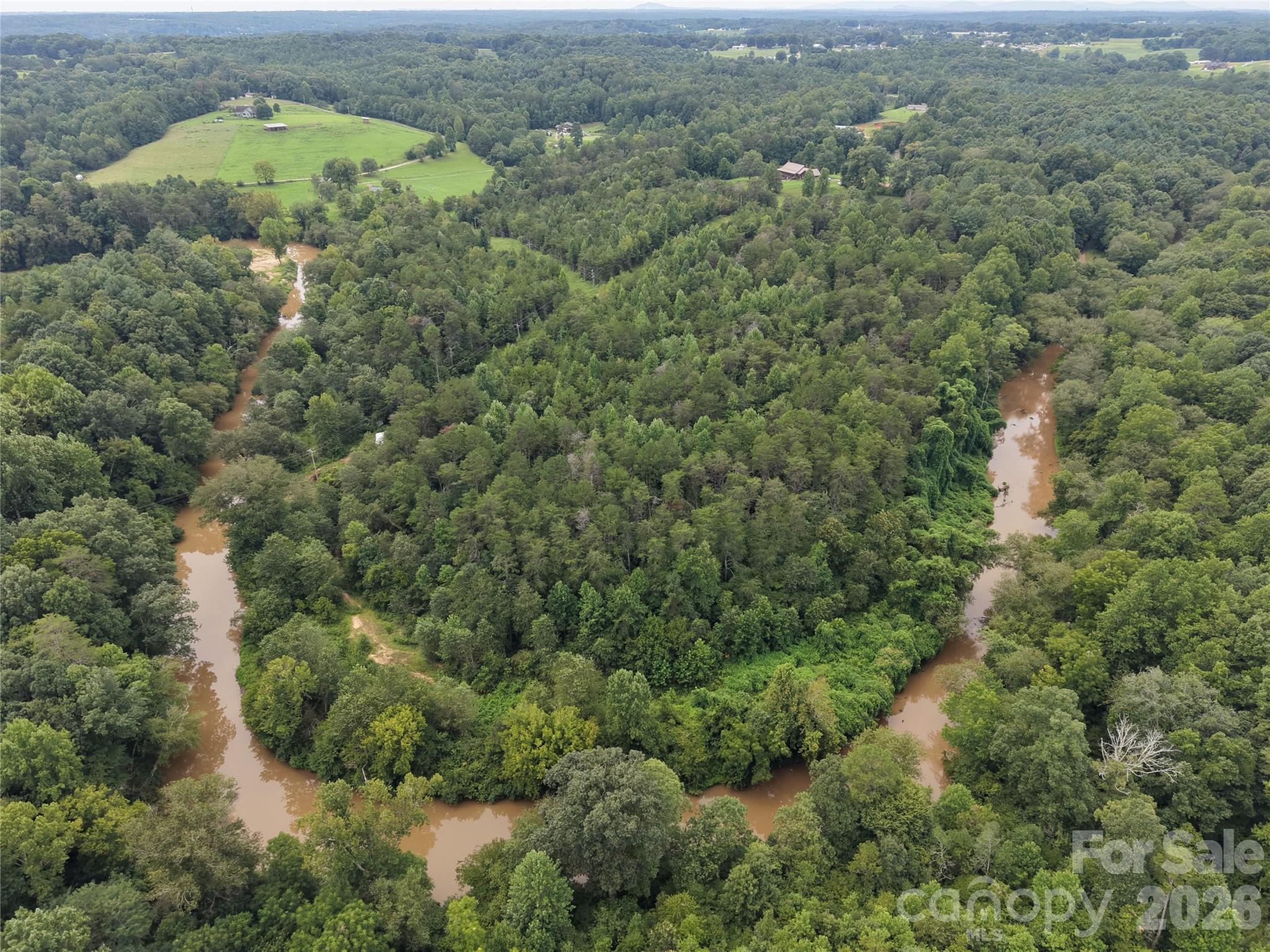 711 Pine Cove Road Property Photo 1