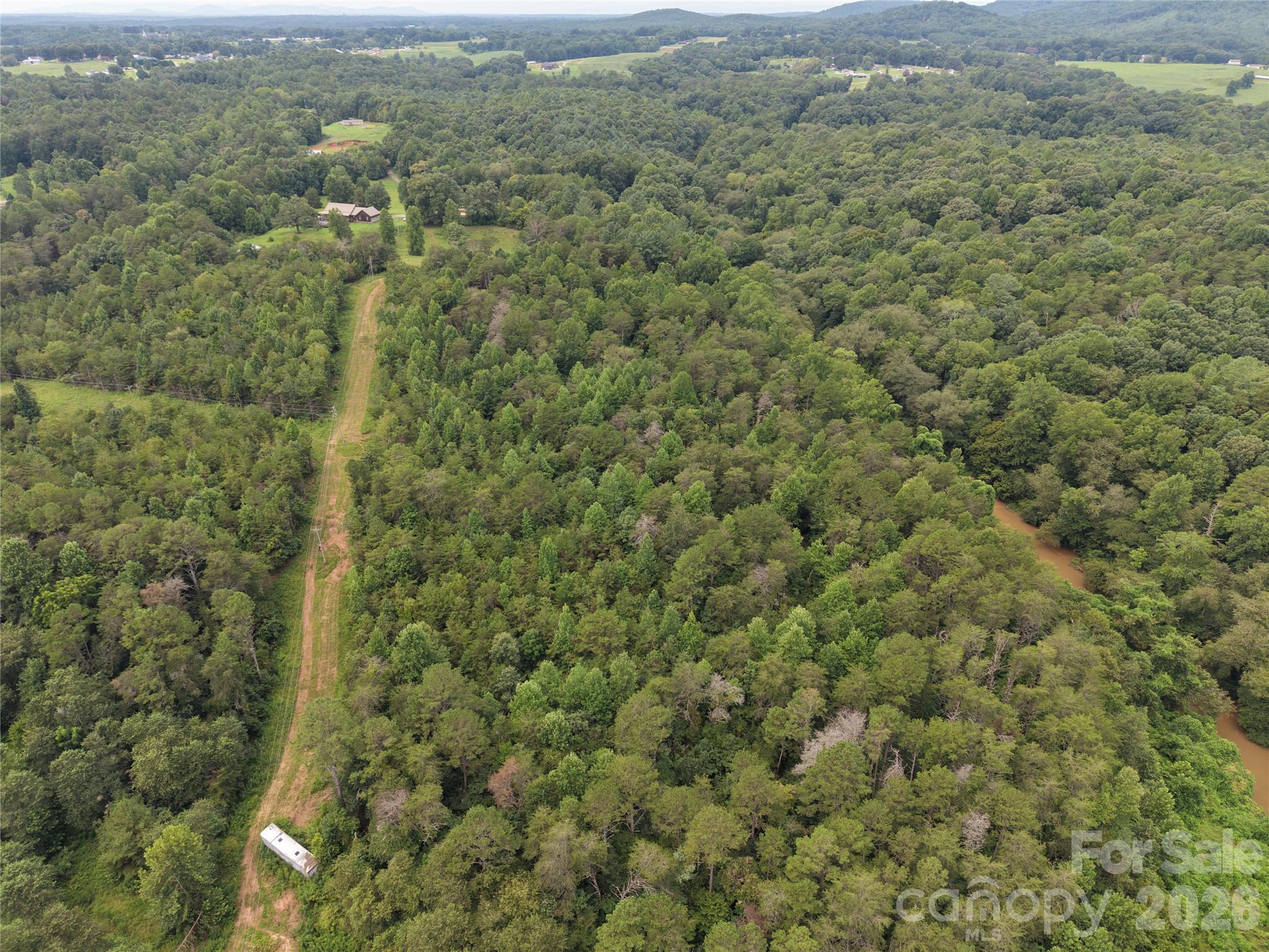 711 Pine Cove Road Property Photo 7