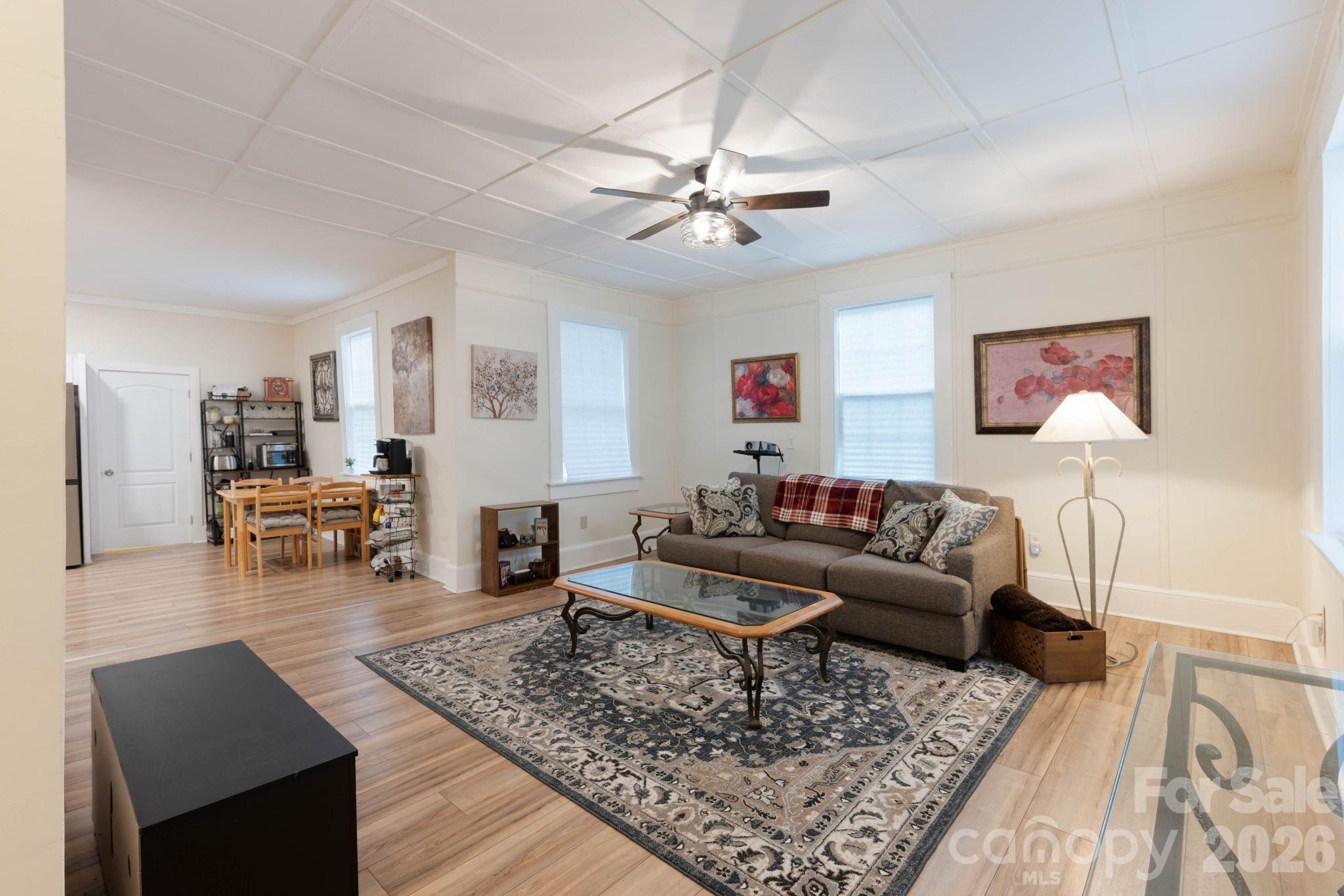 1208 Phillips Court Property Photo 15