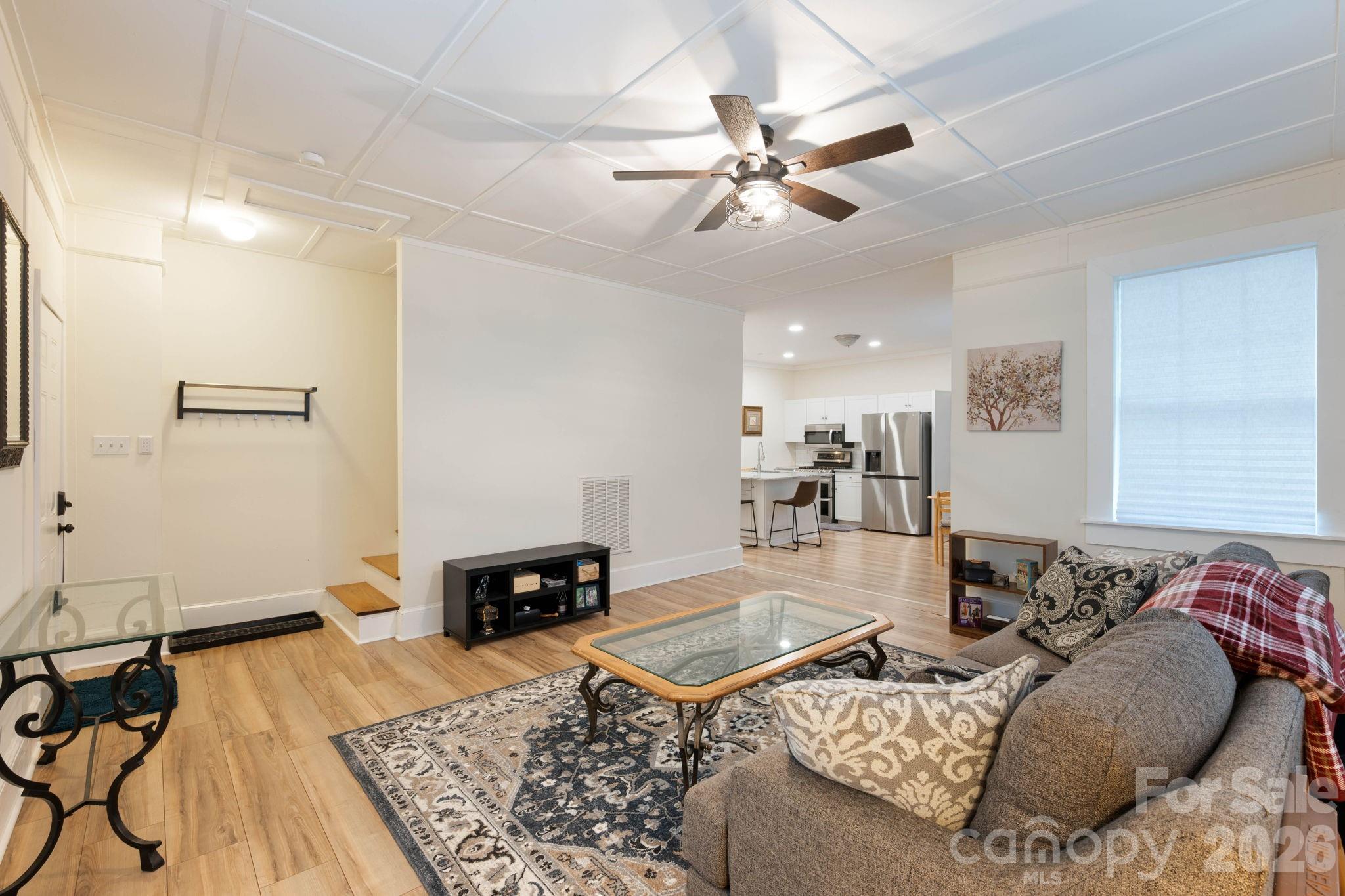 1208 Phillips Court Property Photo 16