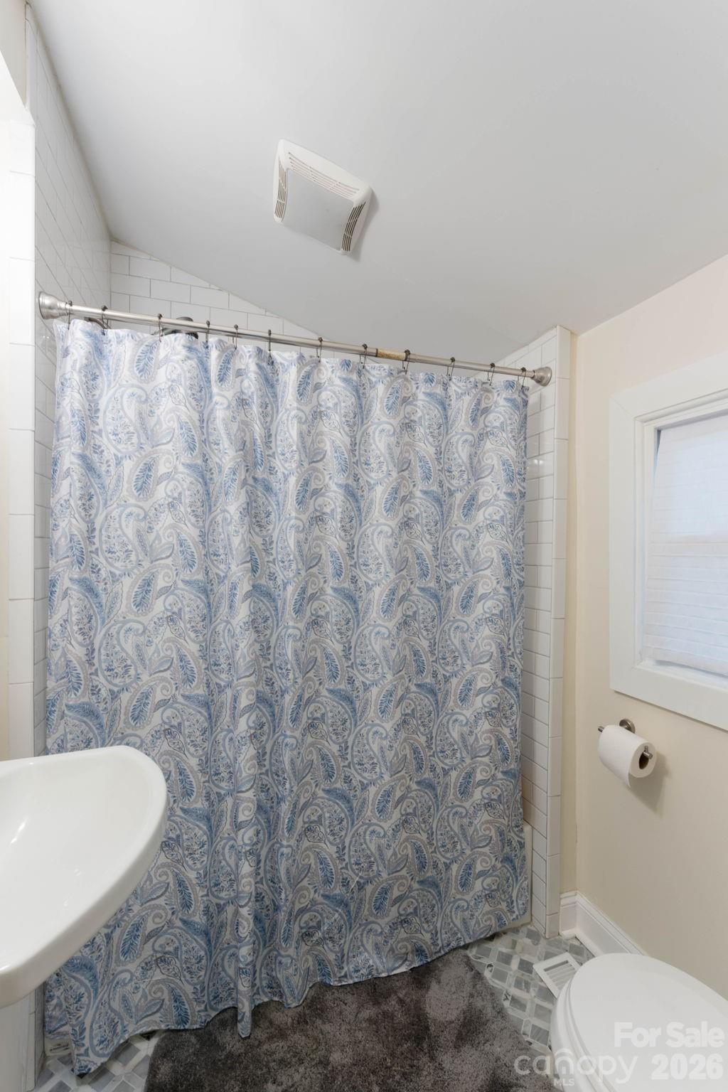1208 Phillips Court Property Photo 22