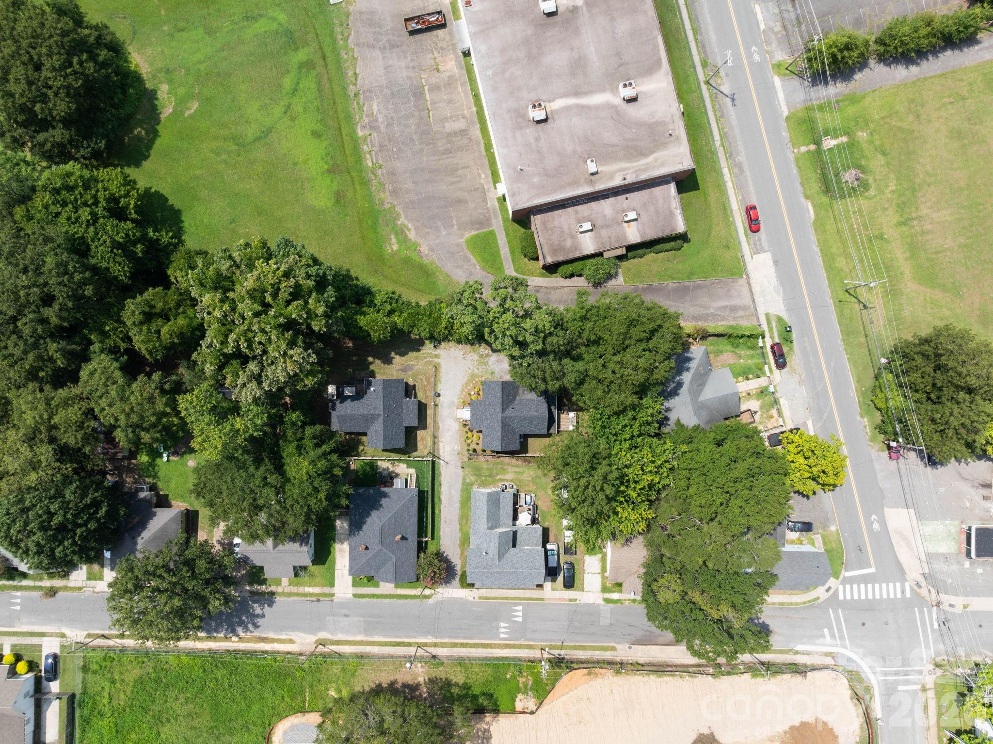 1208 Phillips Court Property Photo 29