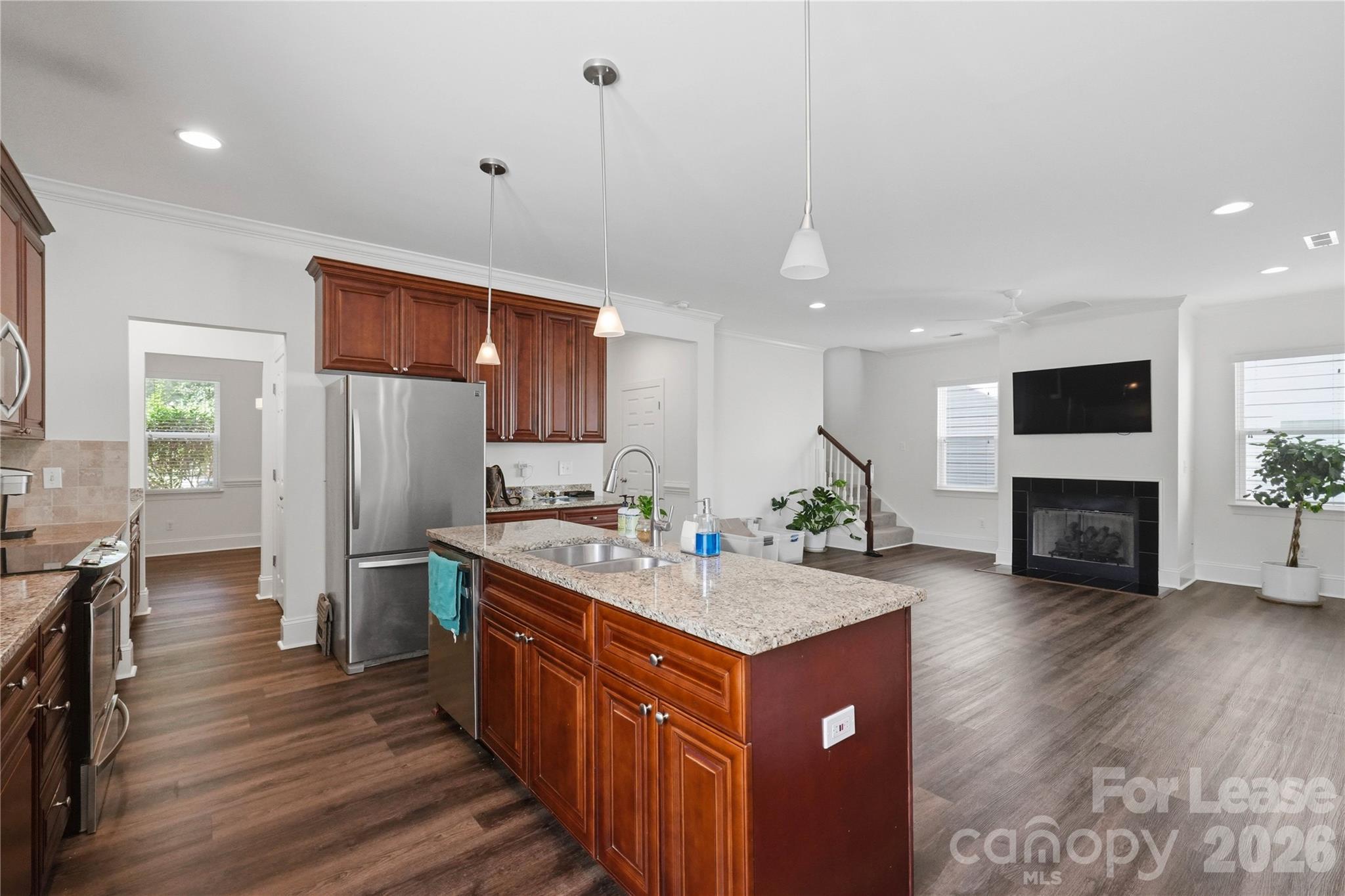 20264 Harroway Drive Property Photo 12