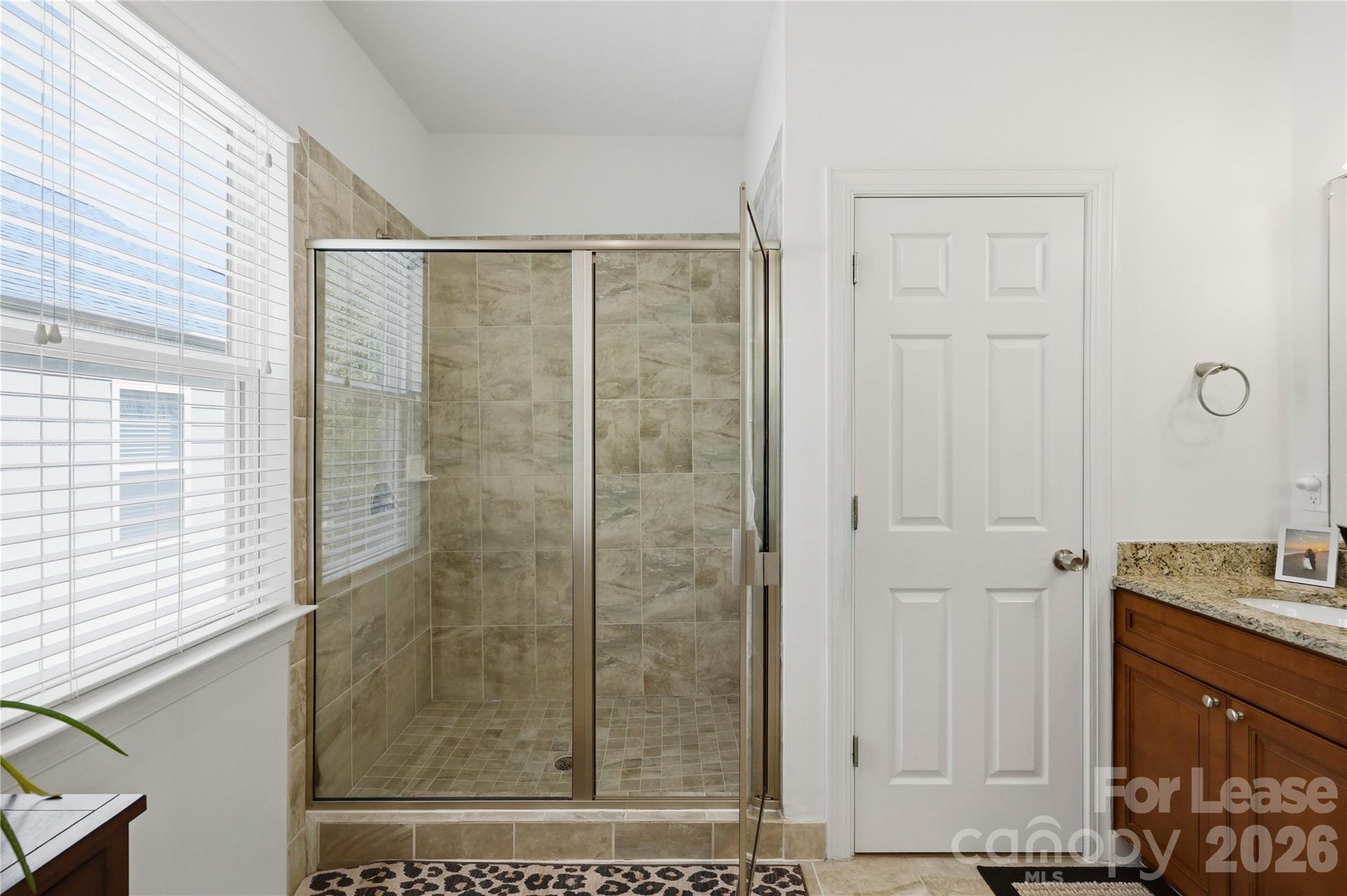 20264 Harroway Drive Property Photo 28