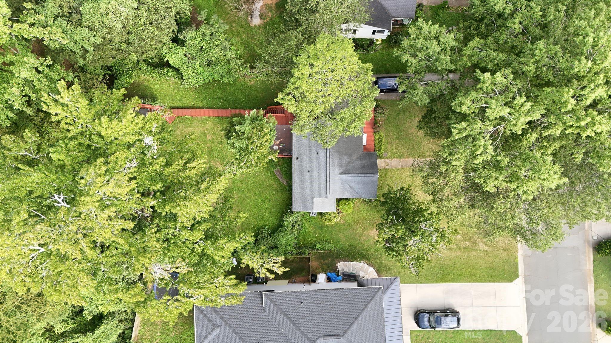 2316 Kingsbury Drive Property Photo 11