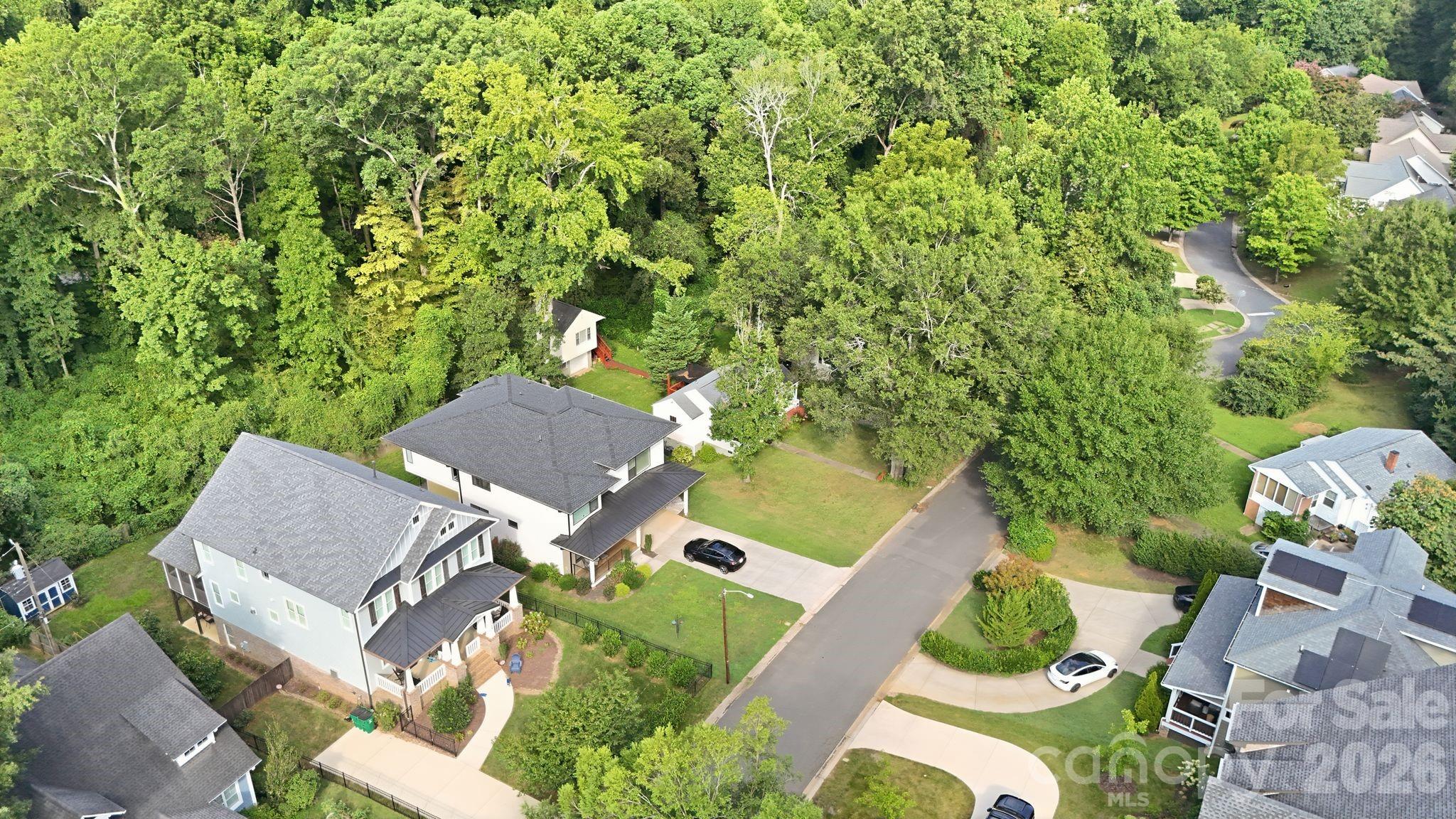 2316 Kingsbury Drive Property Photo 14