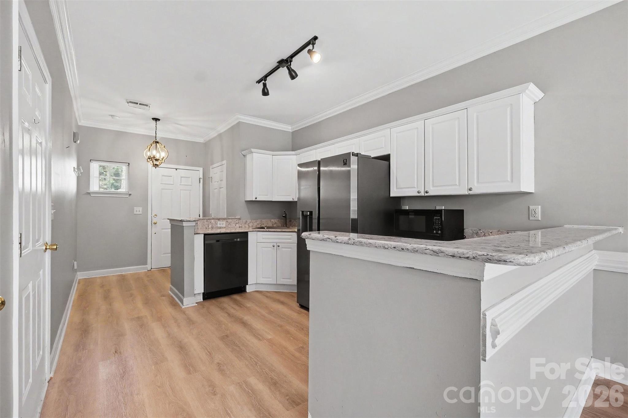 321 Valley Brook Lane Property Photo 14