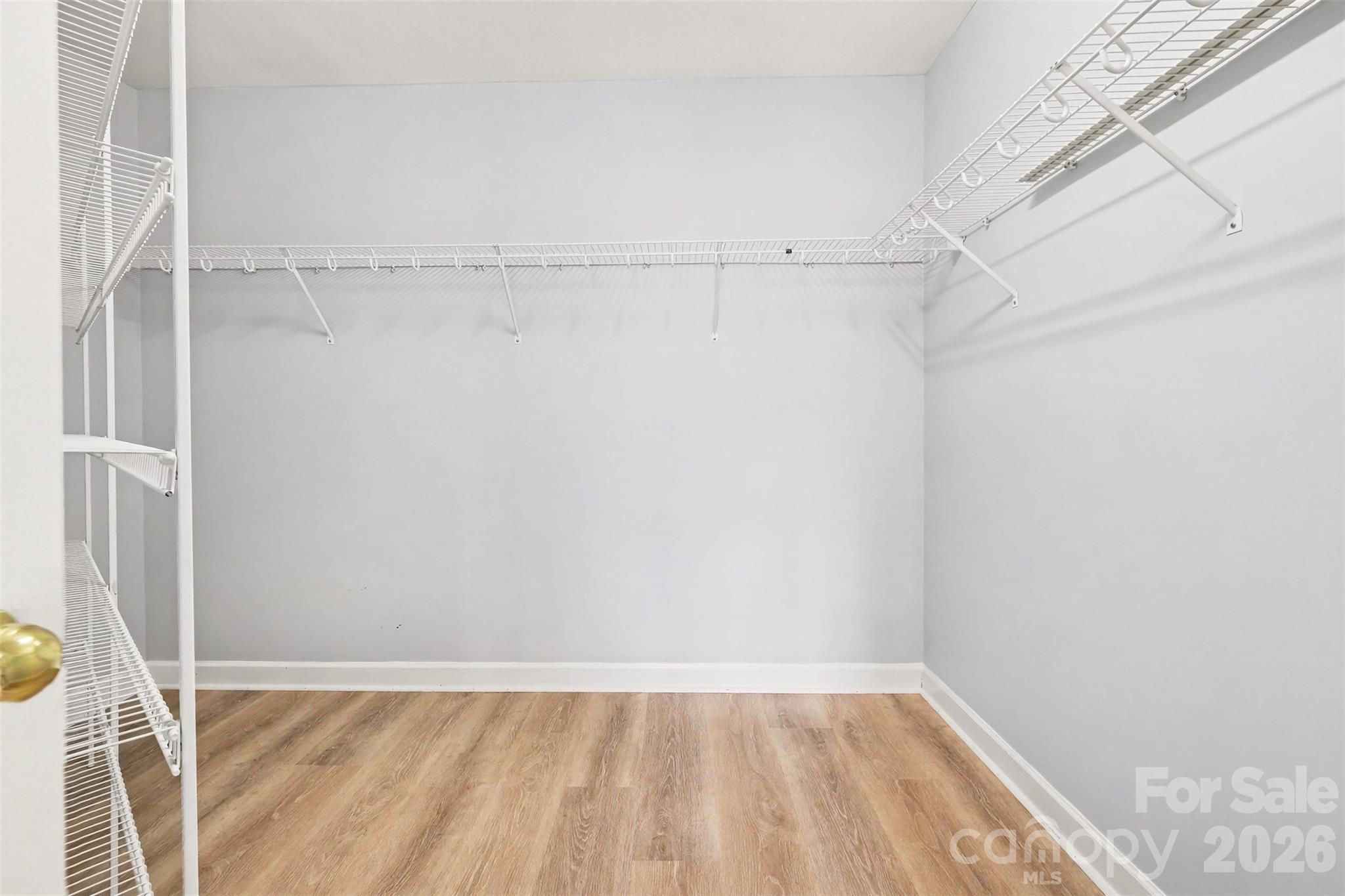 321 Valley Brook Lane Property Photo 20
