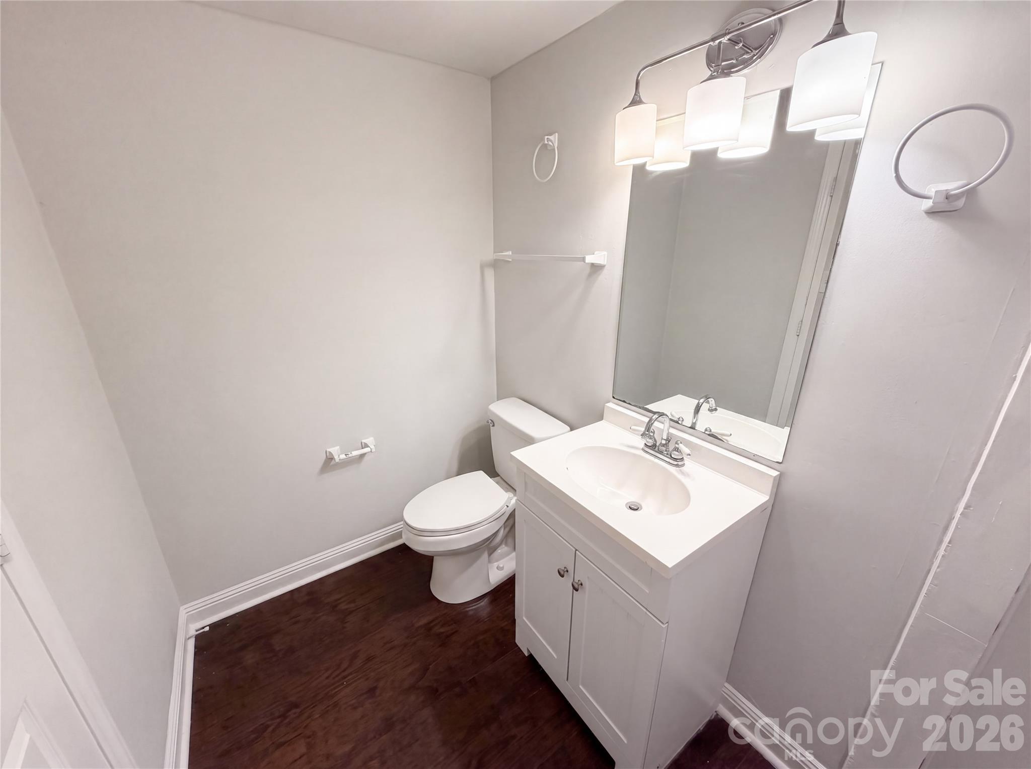 8042 Regent Park Lane Property Photo 12