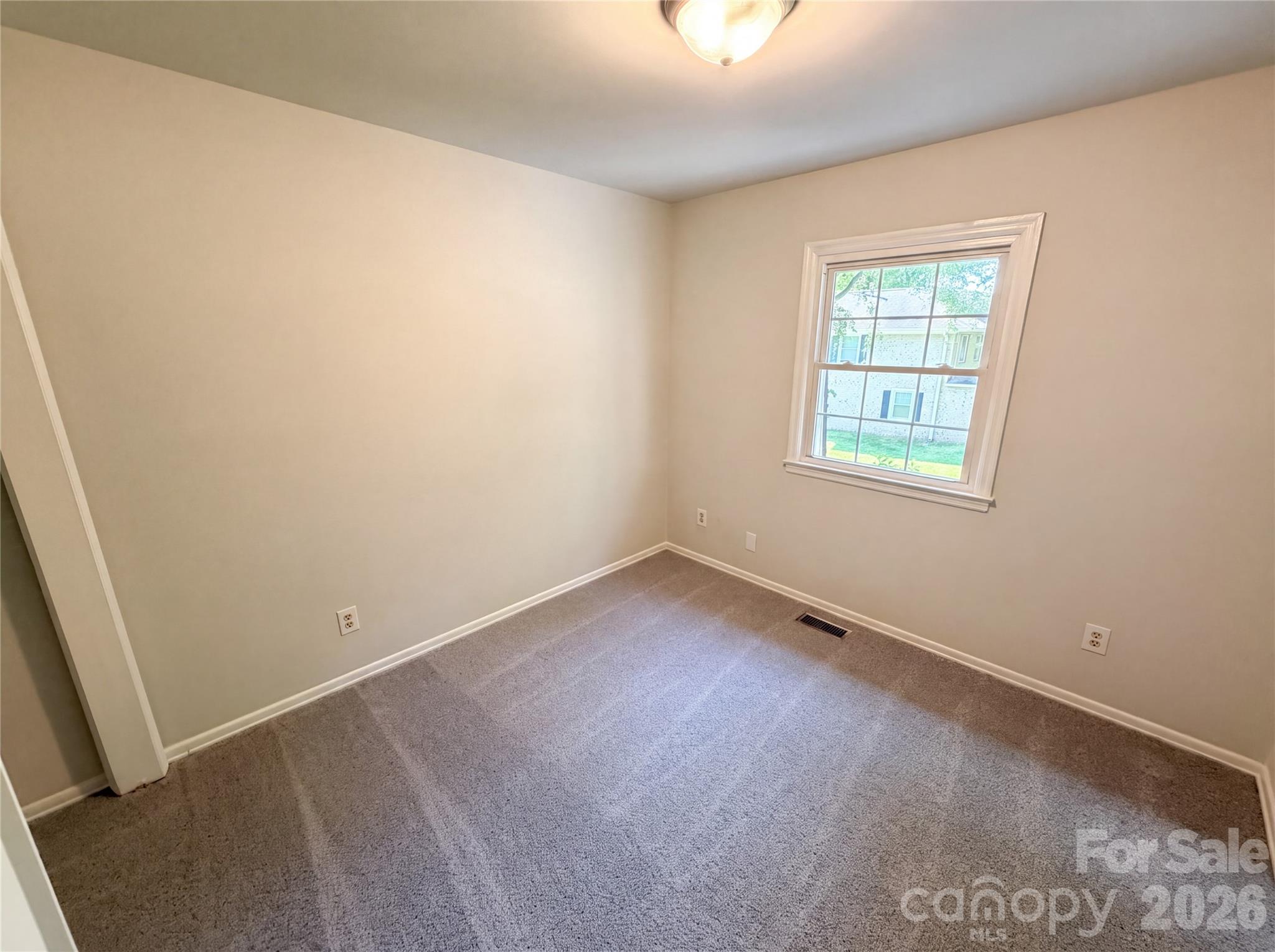 8042 Regent Park Lane Property Photo 15
