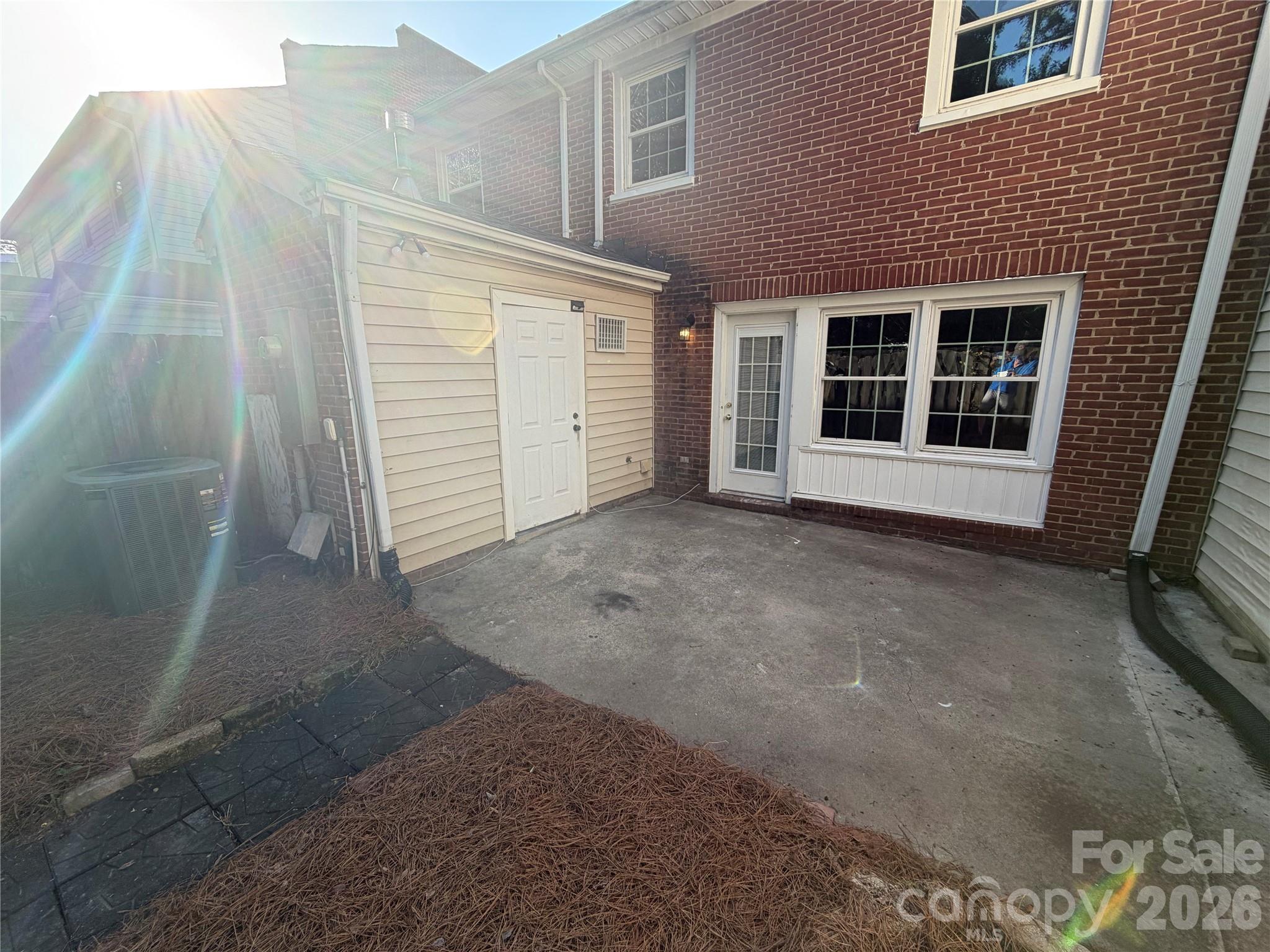 8042 Regent Park Lane Property Photo 26