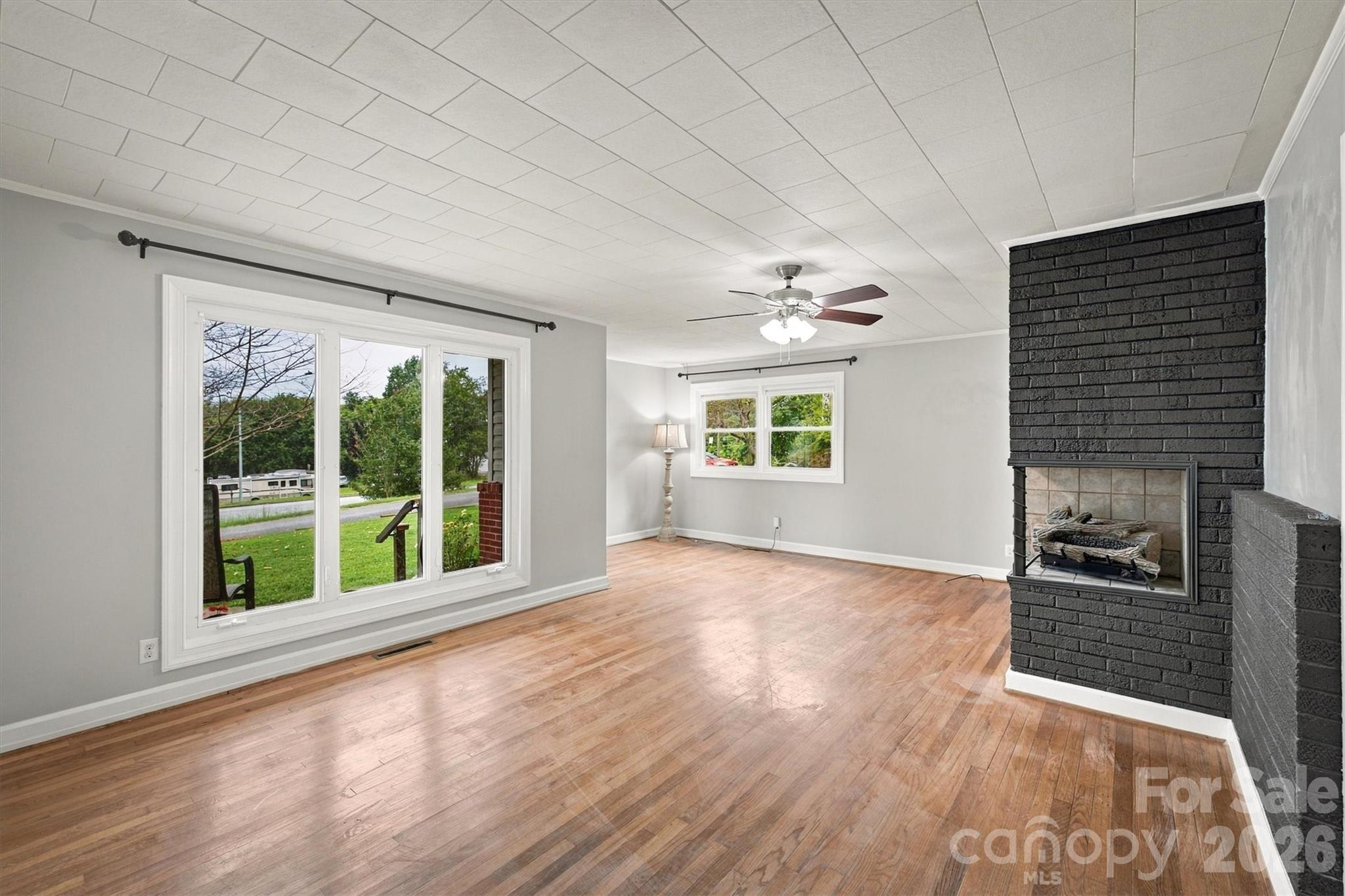 316 Hibriten Drive Property Photo 2