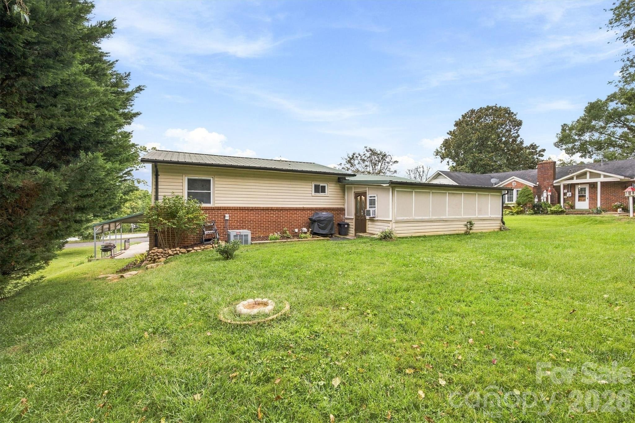 316 Hibriten Drive Property Photo 17