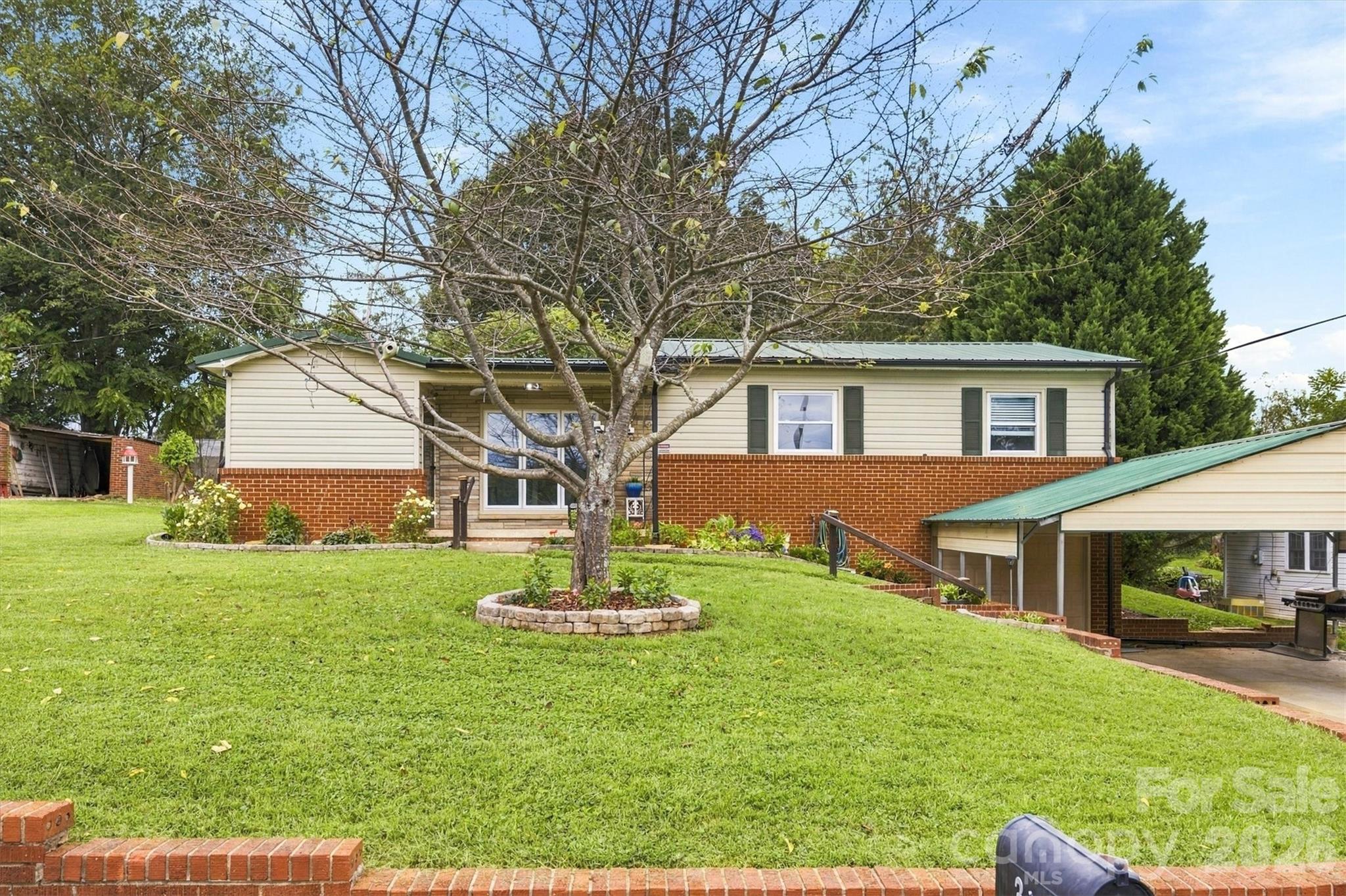 316 Hibriten Drive Property Photo 18