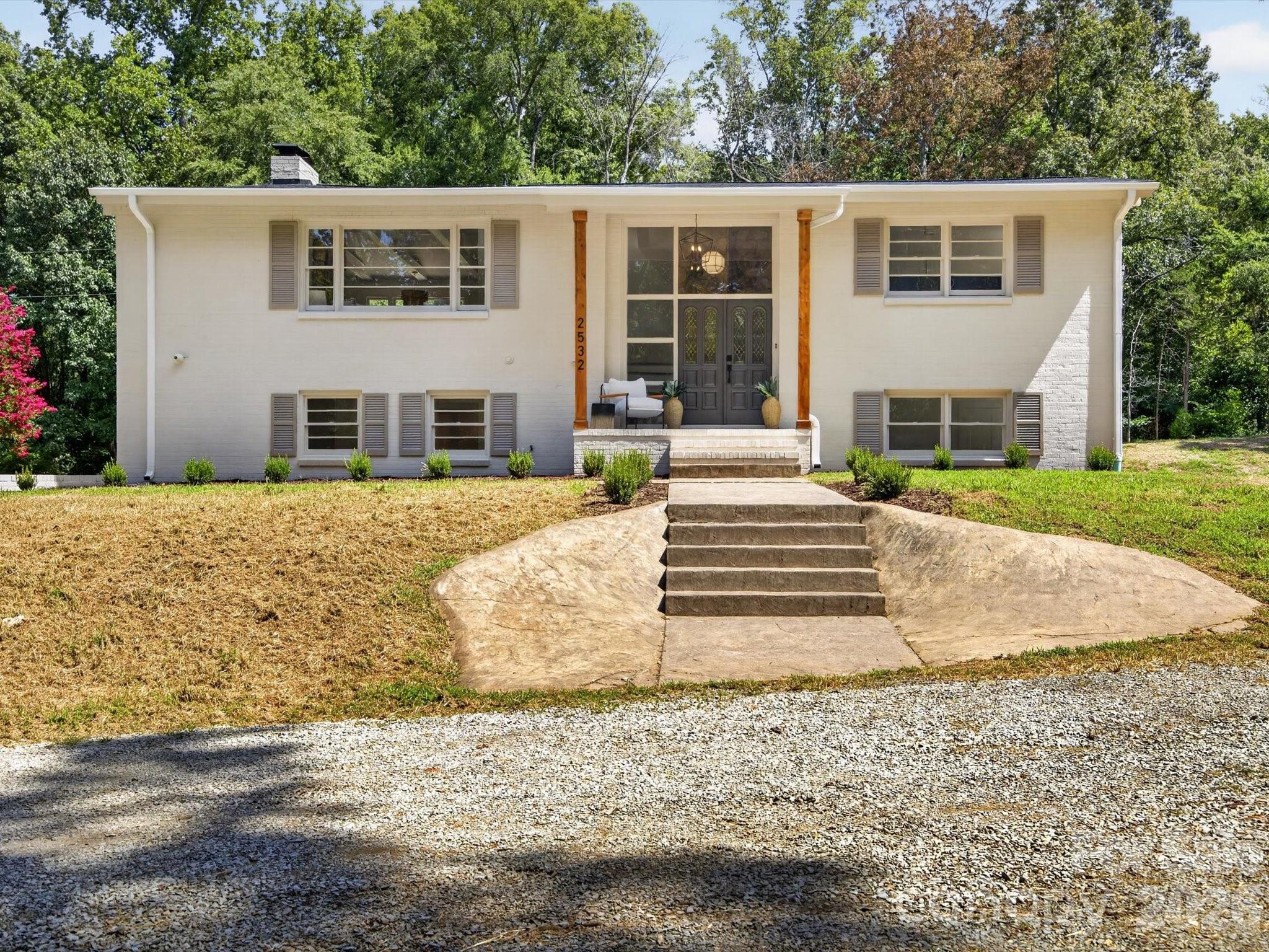 2532 Sam Newell Road Property Photo 1