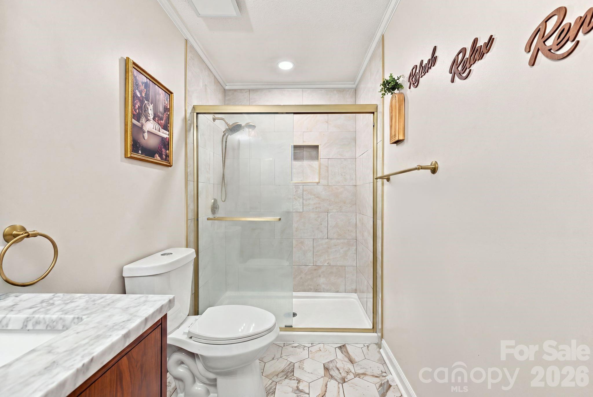 436 Peace Haven Road Property Photo 13