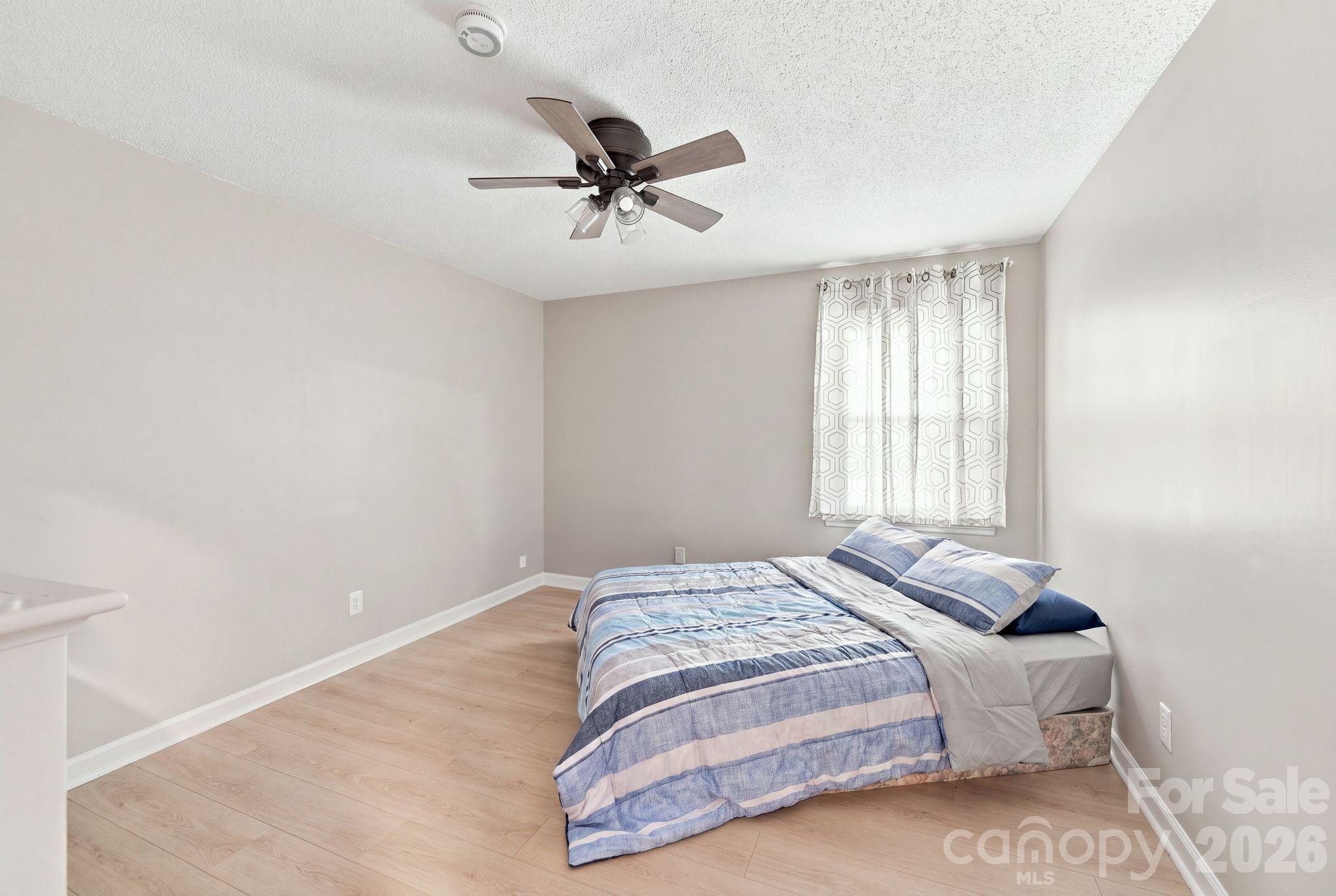 436 Peace Haven Road Property Photo 15
