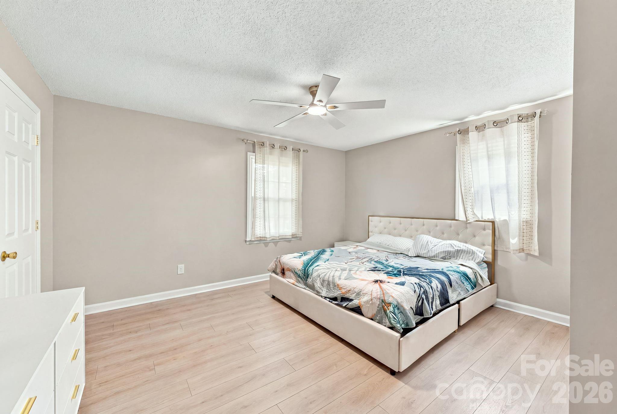 436 Peace Haven Road Property Photo 18