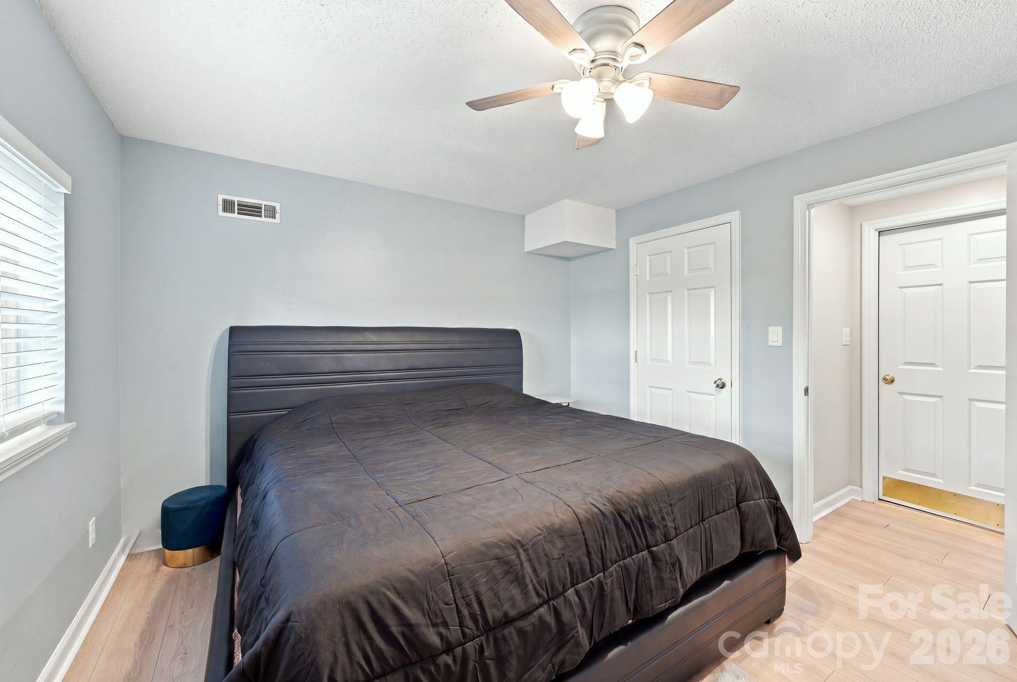 436 Peace Haven Road Property Photo 23