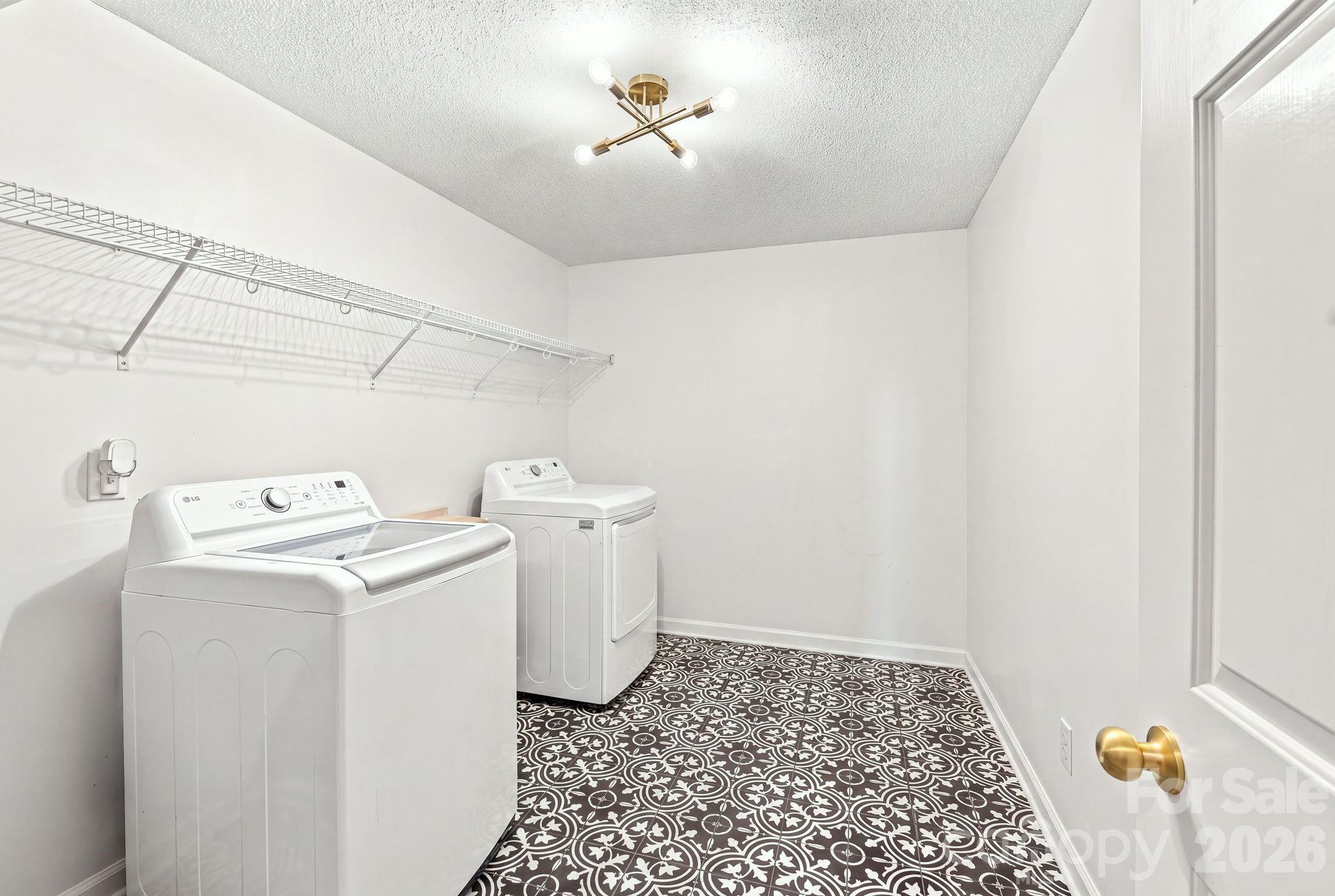 436 Peace Haven Road Property Photo 25