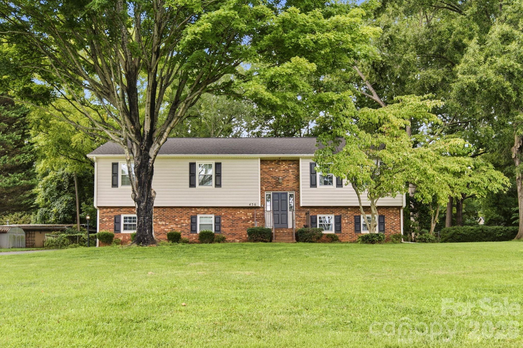 436 Peace Haven Road Property Photo 34