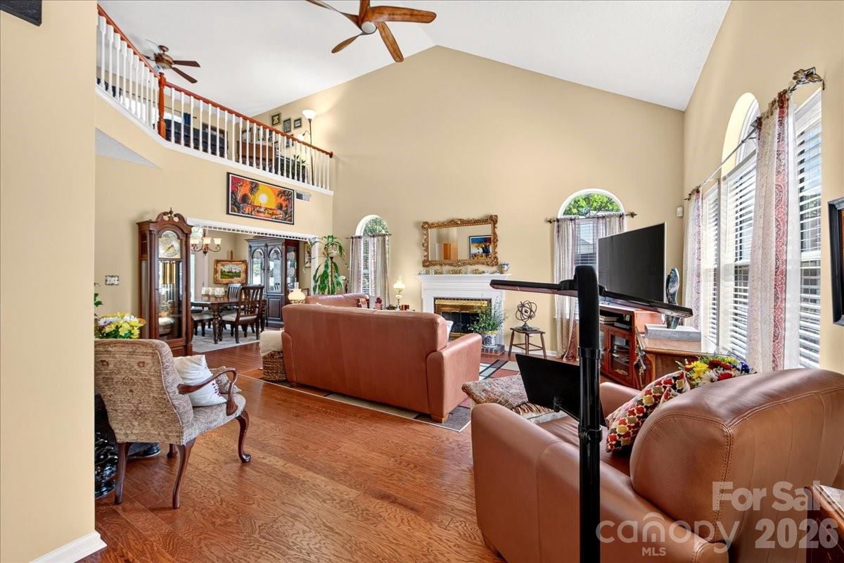 3508 Mallard Cove Court Property Photo 4