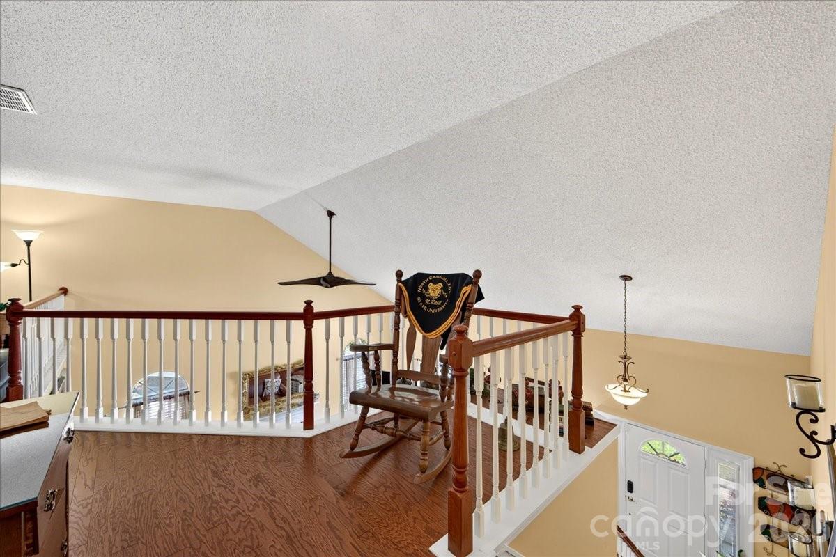 3508 Mallard Cove Court Property Photo 24