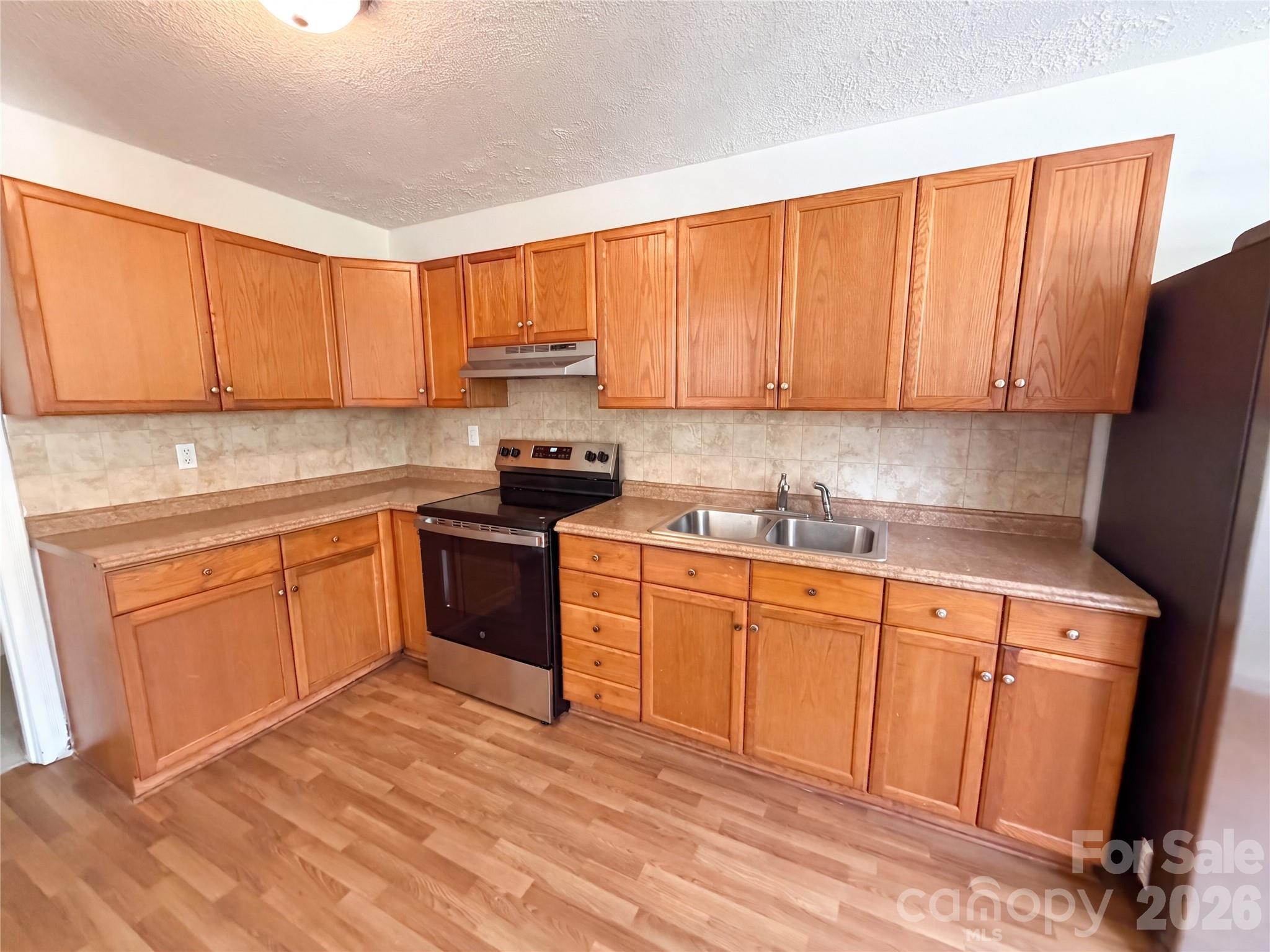 1006 Peachtree Road Property Photo 7