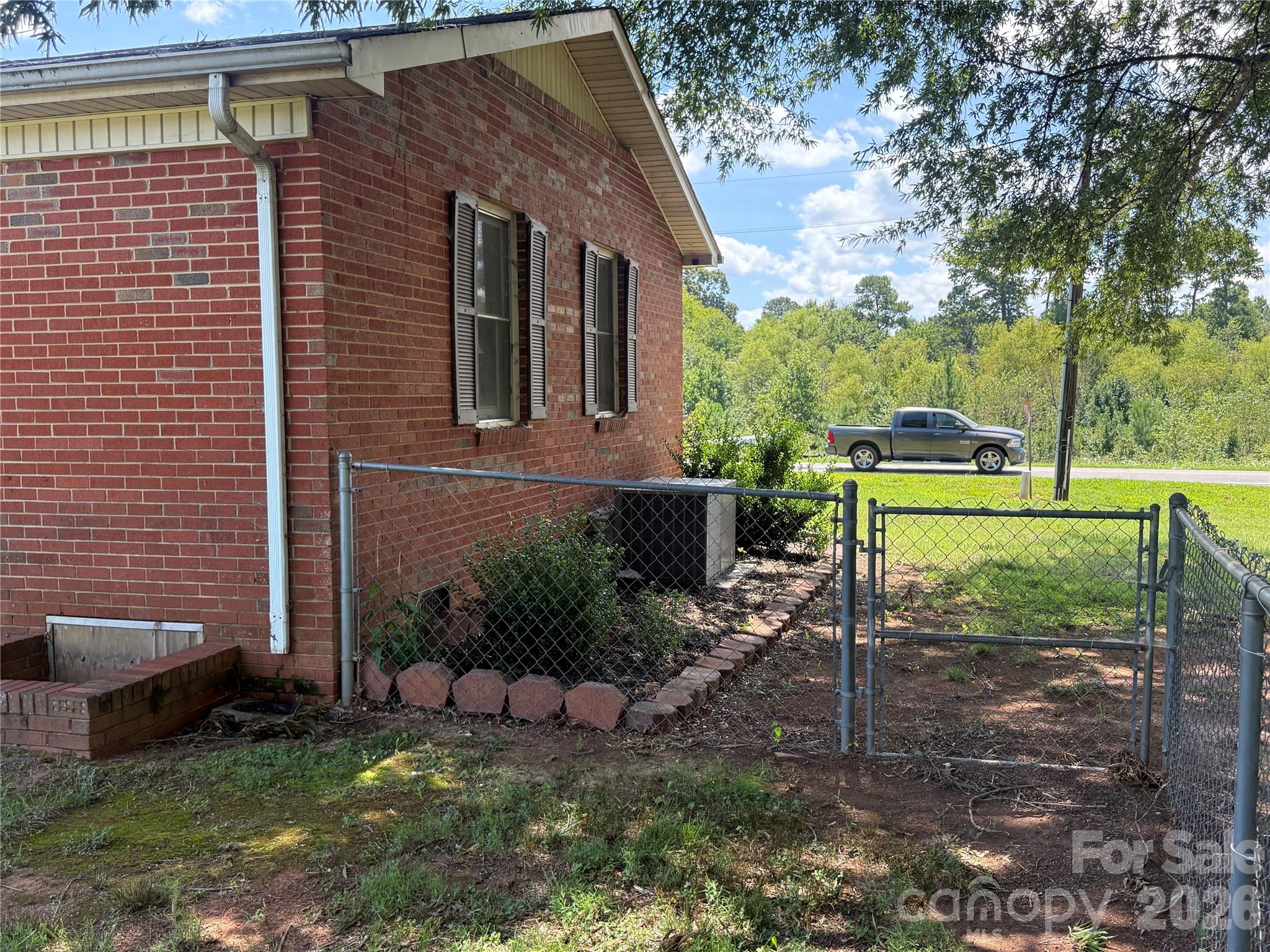1710 Patrick Avenue Property Photo 4