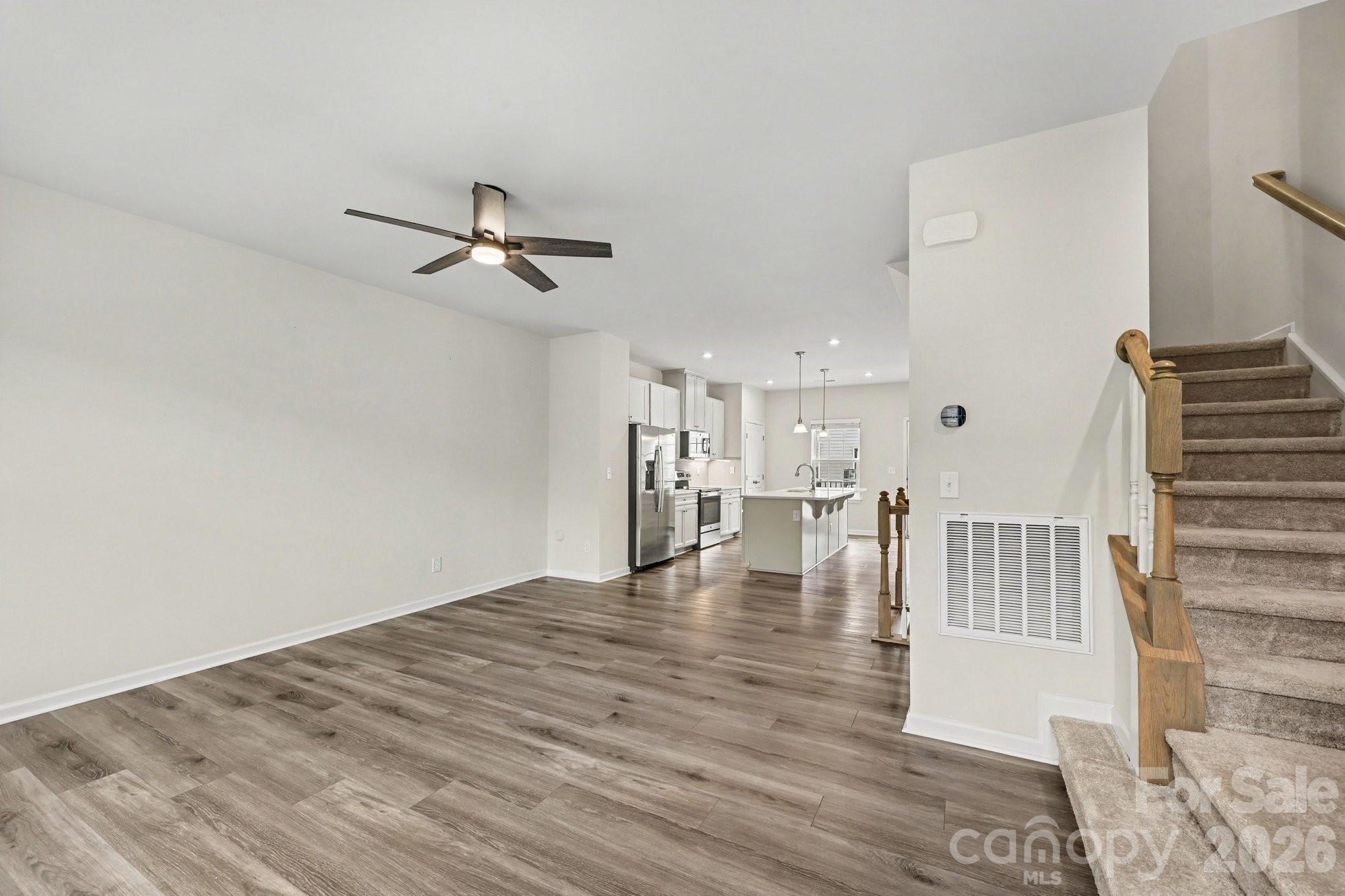 2405 Autumn Olive Lane Property Photo 10